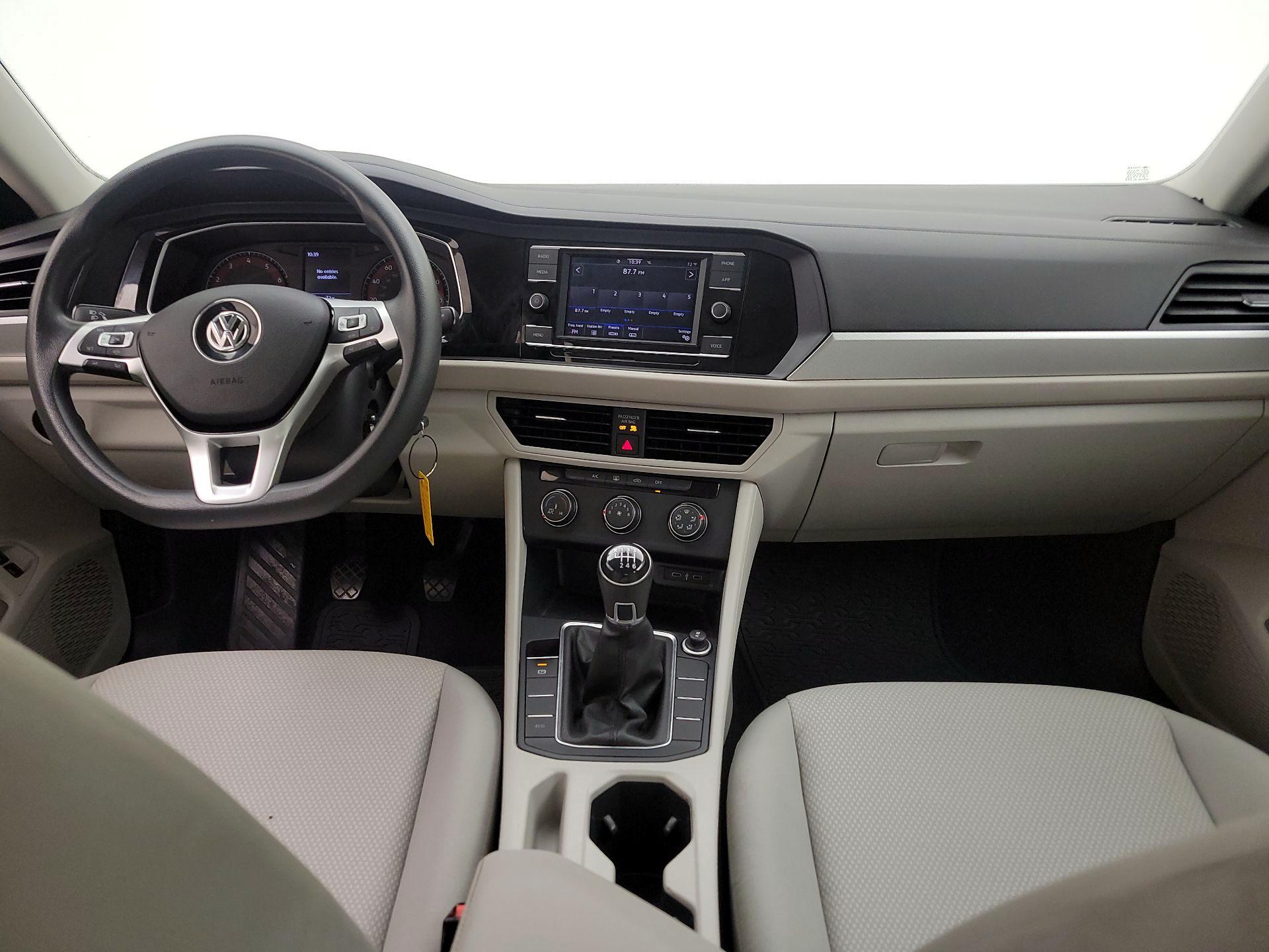 Thumbnail: 2021 Volkswagen Jetta - 9