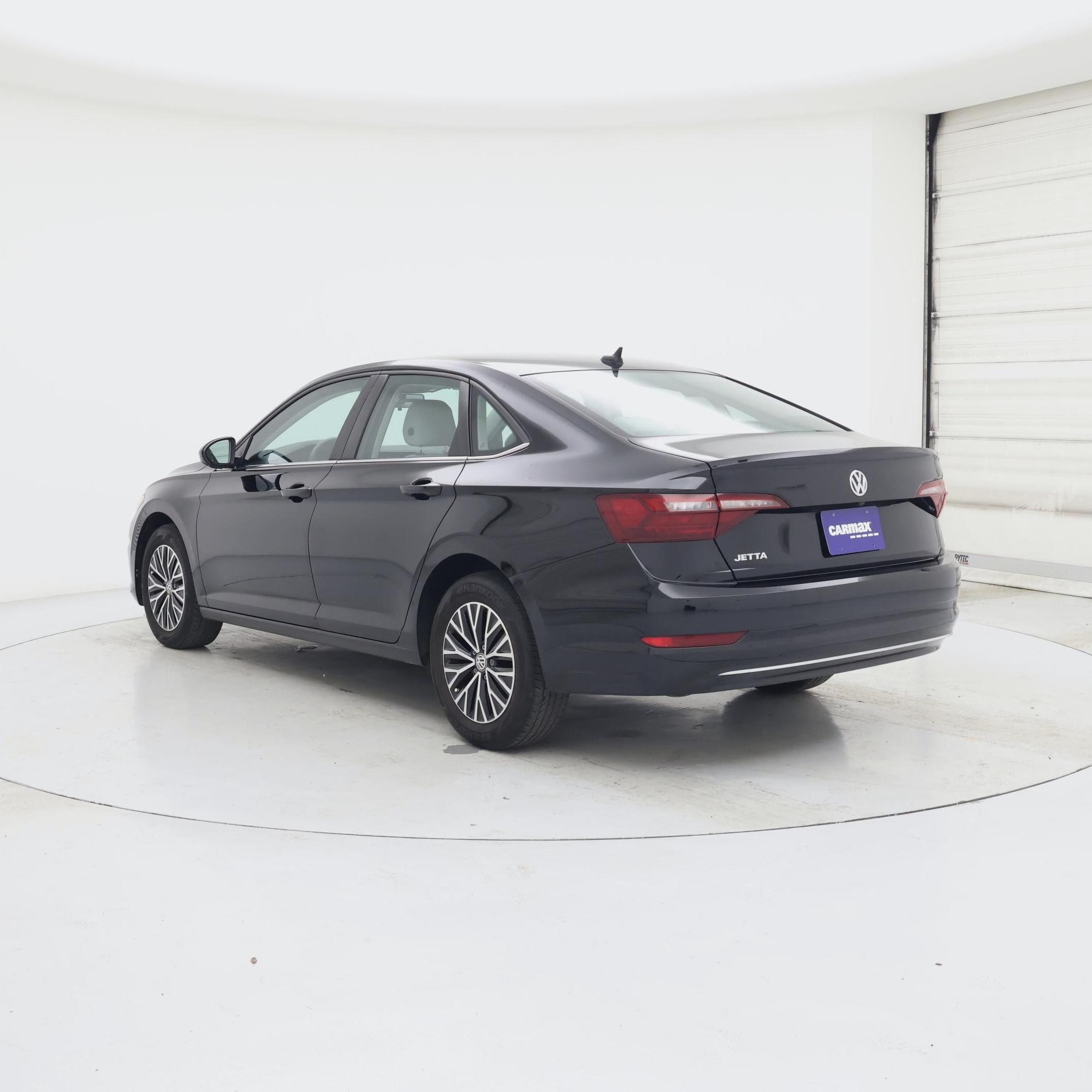 Thumbnail: 2021 Volkswagen Jetta - 2