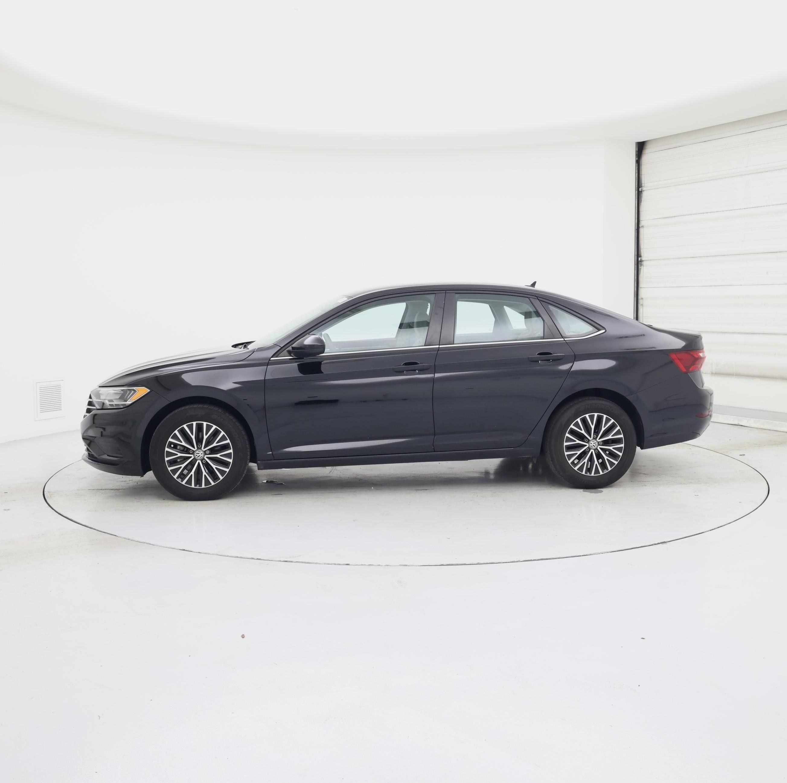 Thumbnail: 2021 Volkswagen Jetta - 3