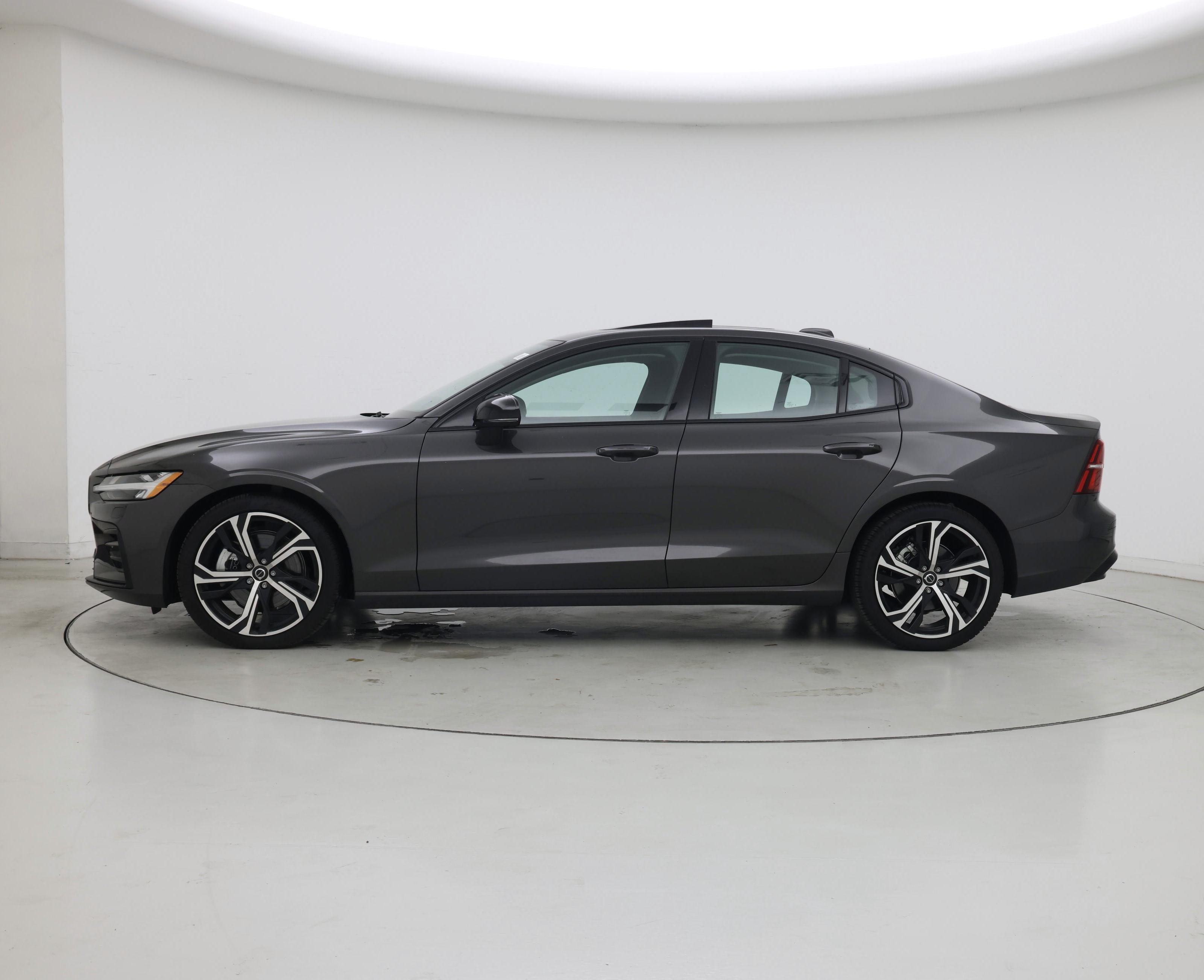 Thumbnail: 2025 Volvo S60 - 3