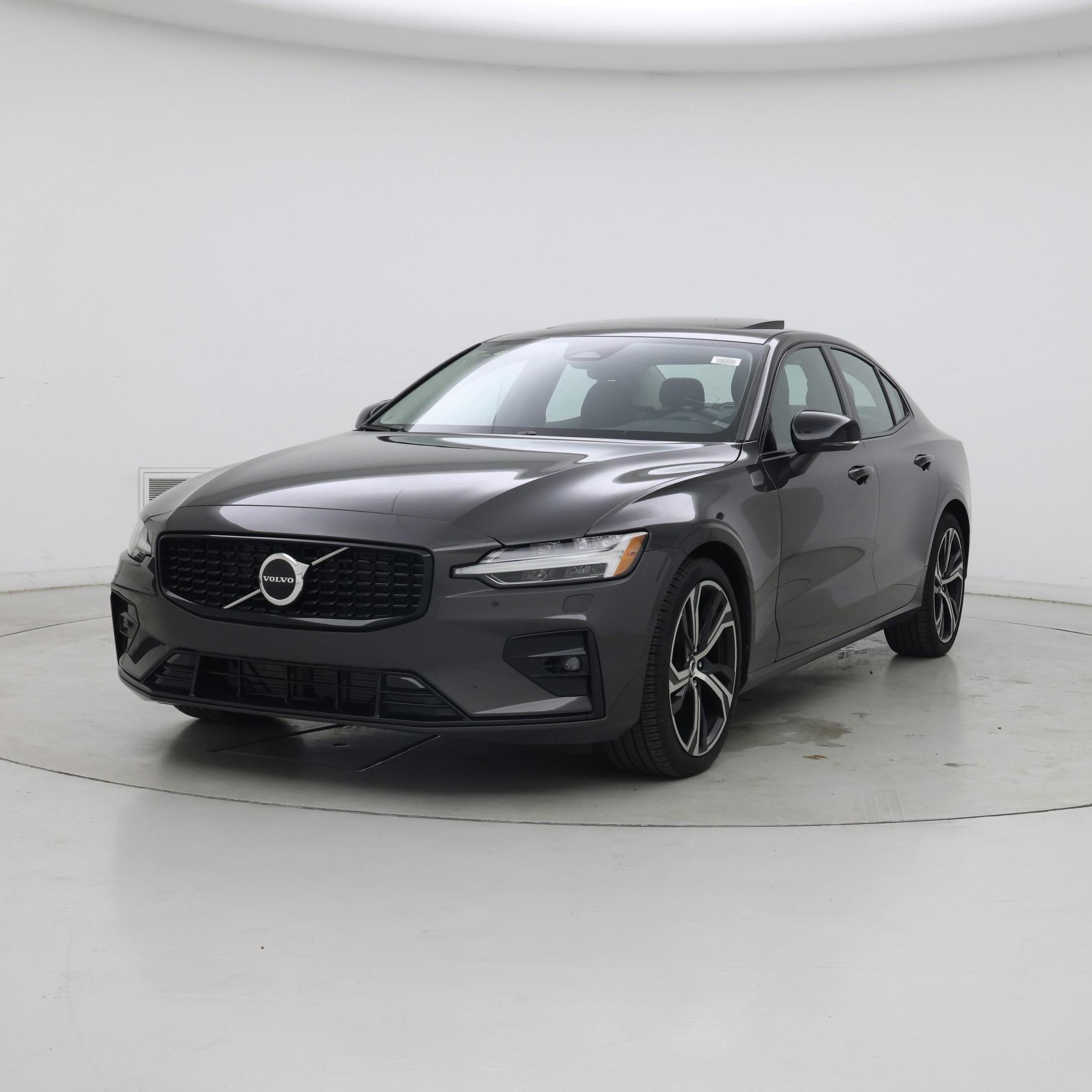 Thumbnail: 2025 Volvo S60 - 4