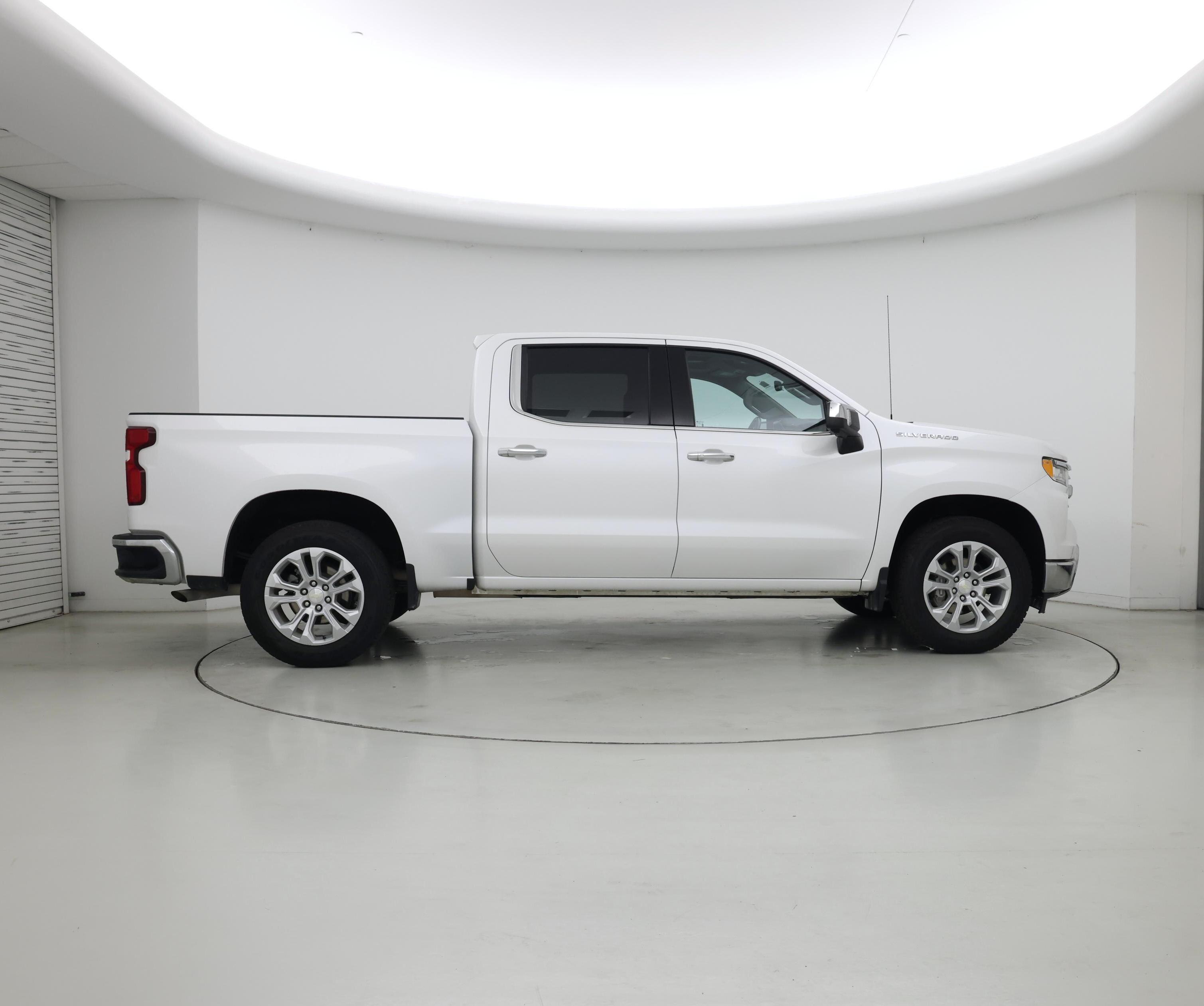 Thumbnail: 2022 Chevrolet Silverado 1500 - 7