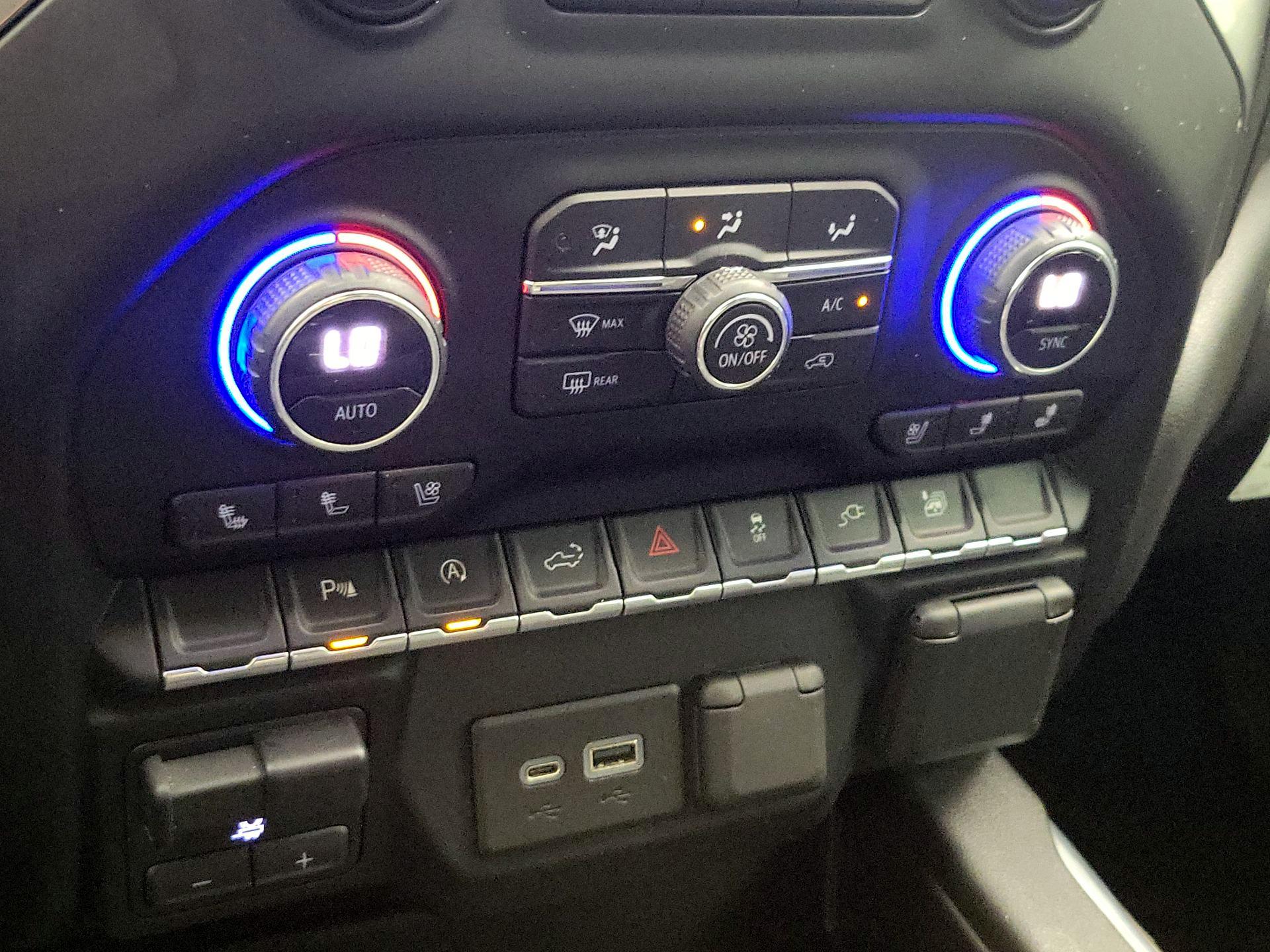 Thumbnail: 2020 Chevrolet Silverado 1500 - 16
