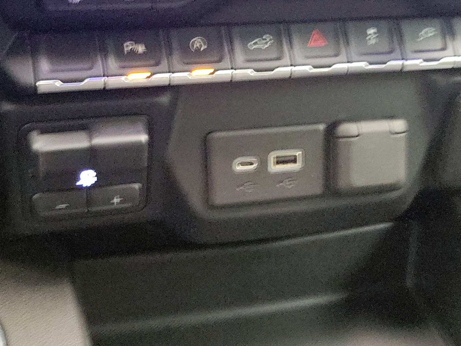 2020 Chevrolet Silverado 1500 LTZ - Photo 19