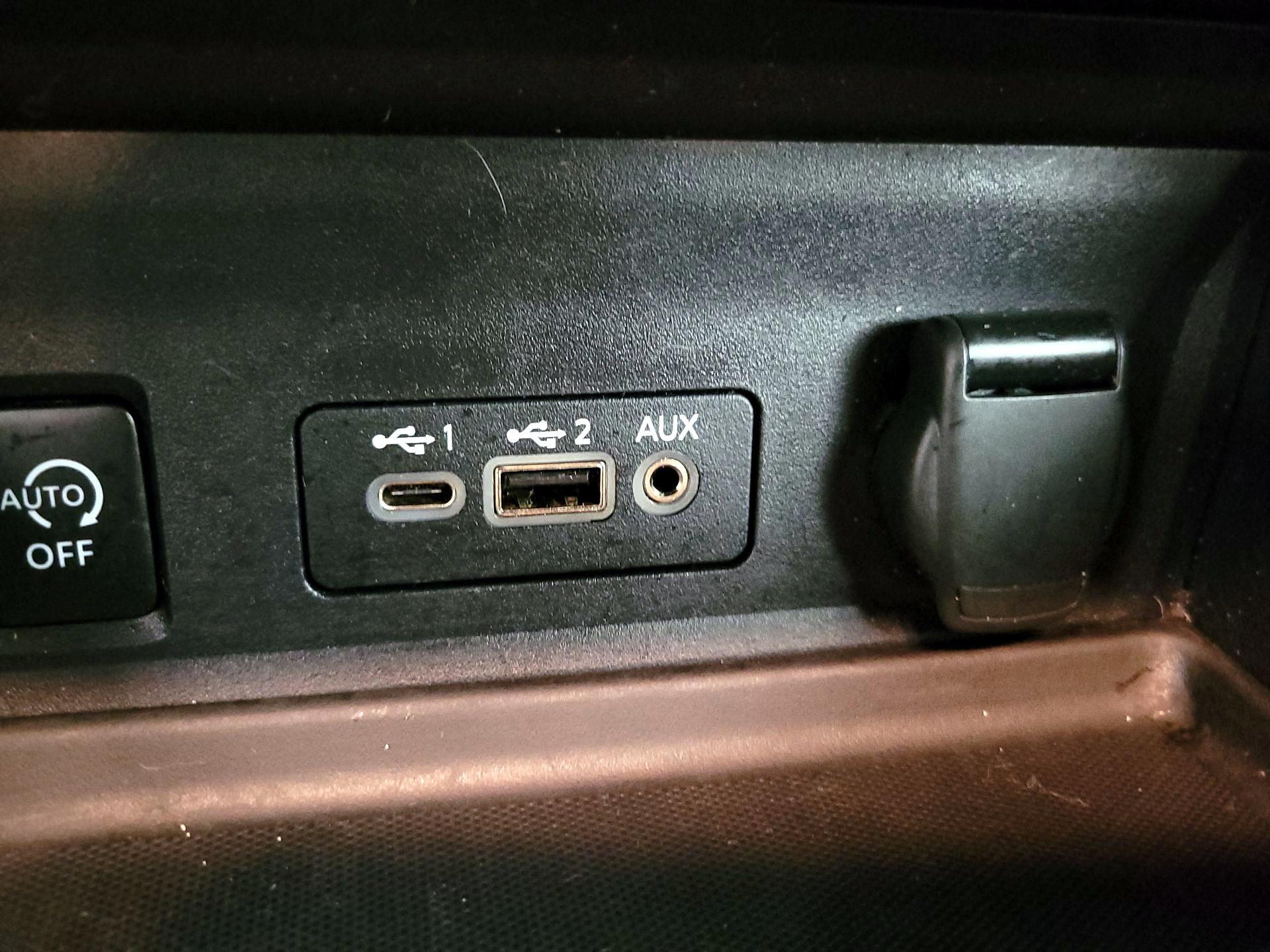 Thumbnail: 2024 Nissan Sentra - 18