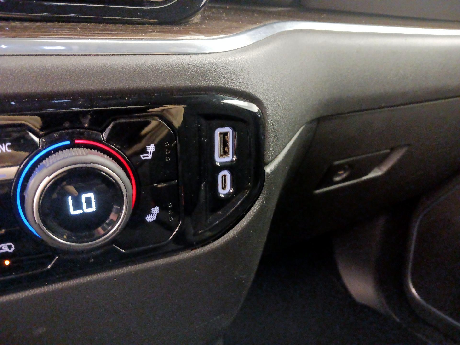 Thumbnail: 2023 Chevrolet Silverado 1500 - 18
