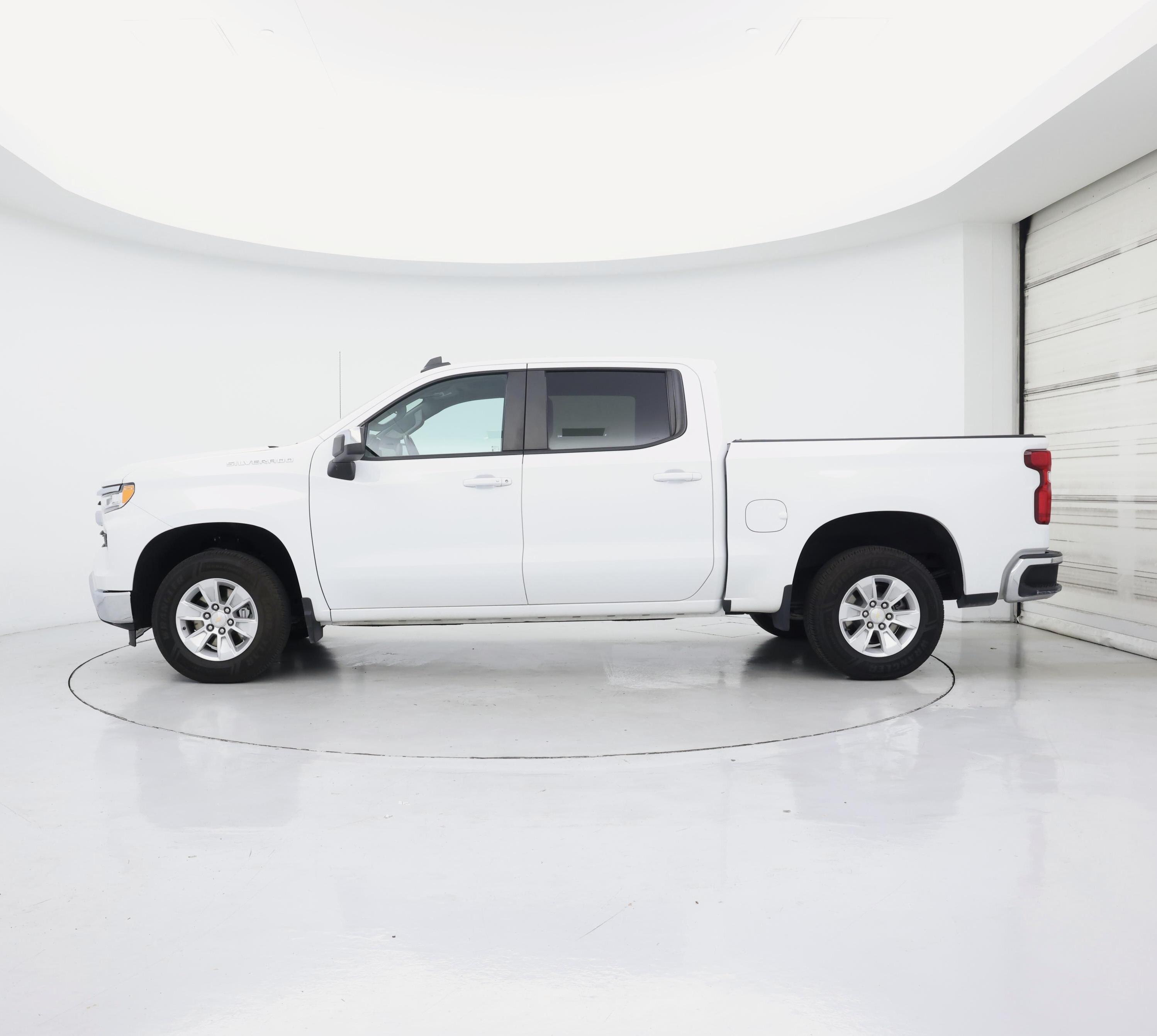 Thumbnail: 2023 Chevrolet Silverado 1500 - 3