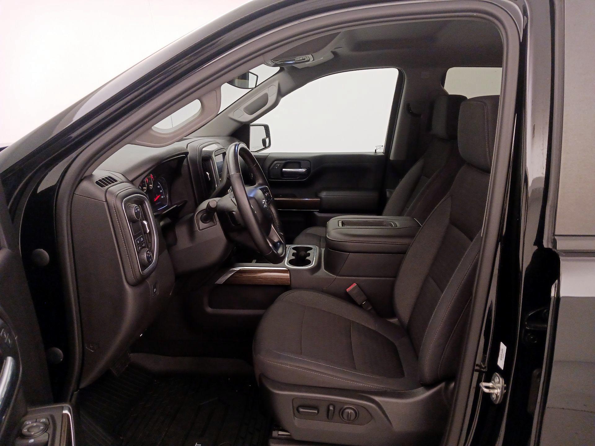 Thumbnail: 2020 Chevrolet Silverado 1500 - 11