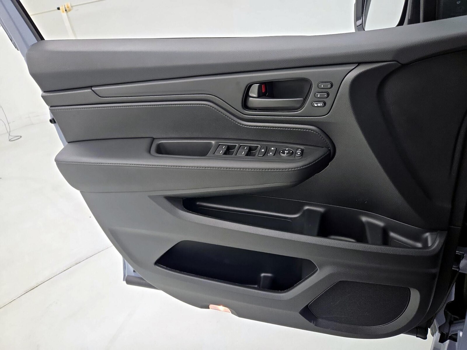 2025 Honda Odyssey Sport L - Photo 13