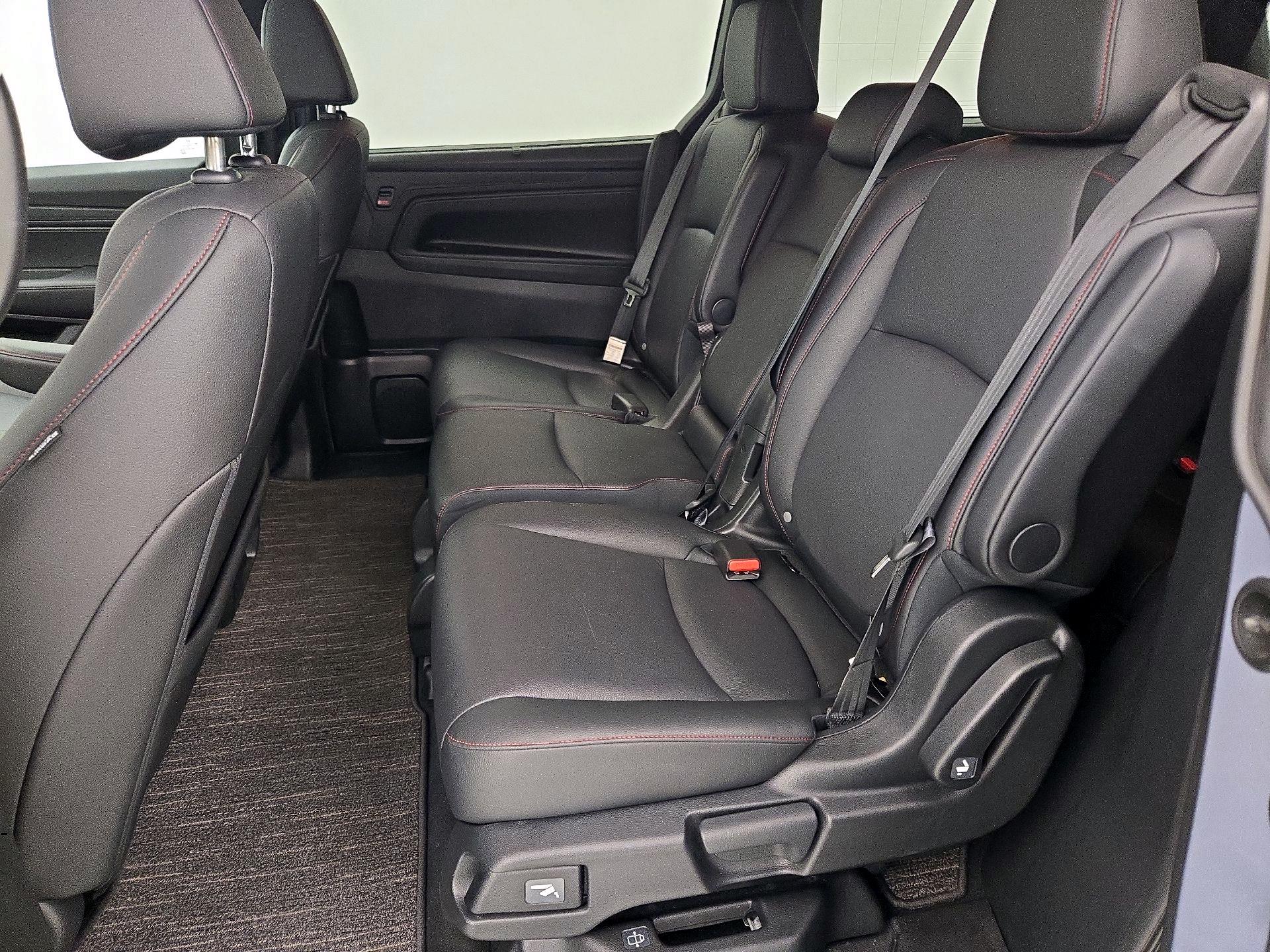 Thumbnail: 2025 Honda Odyssey - 20