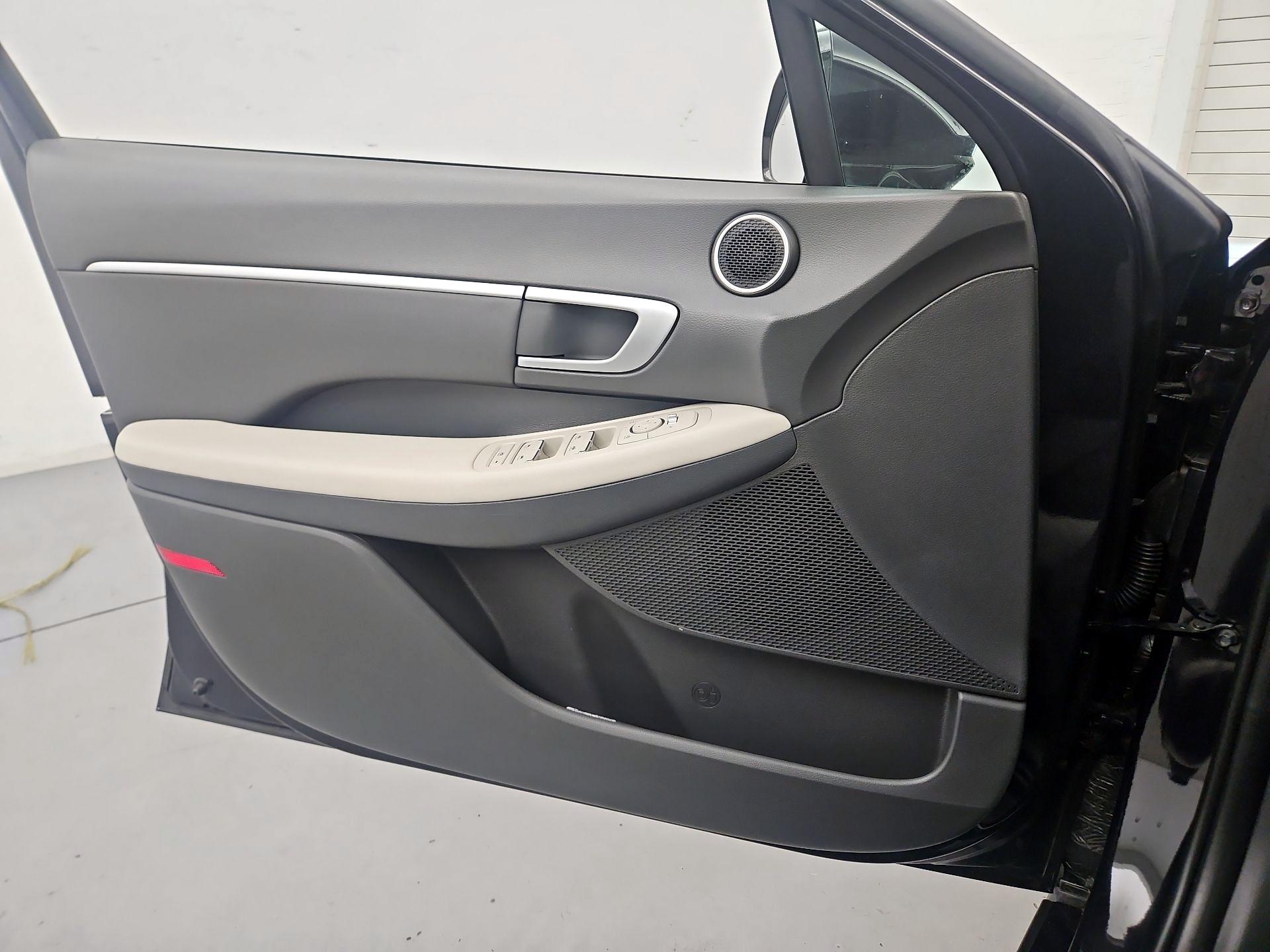 Thumbnail: 2024 Hyundai Sonata - 12