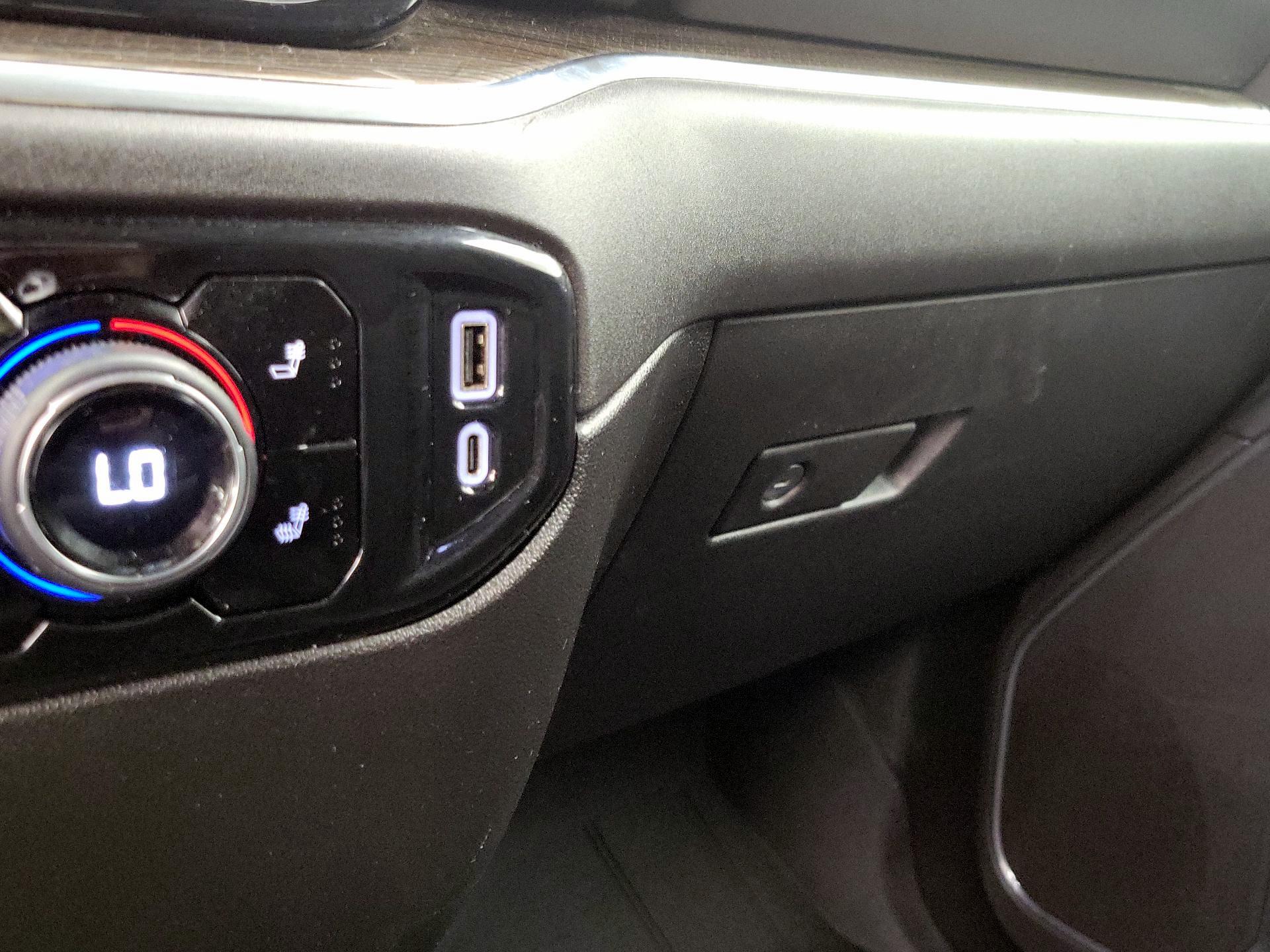 Thumbnail: 2024 Chevrolet Silverado 1500 - 19