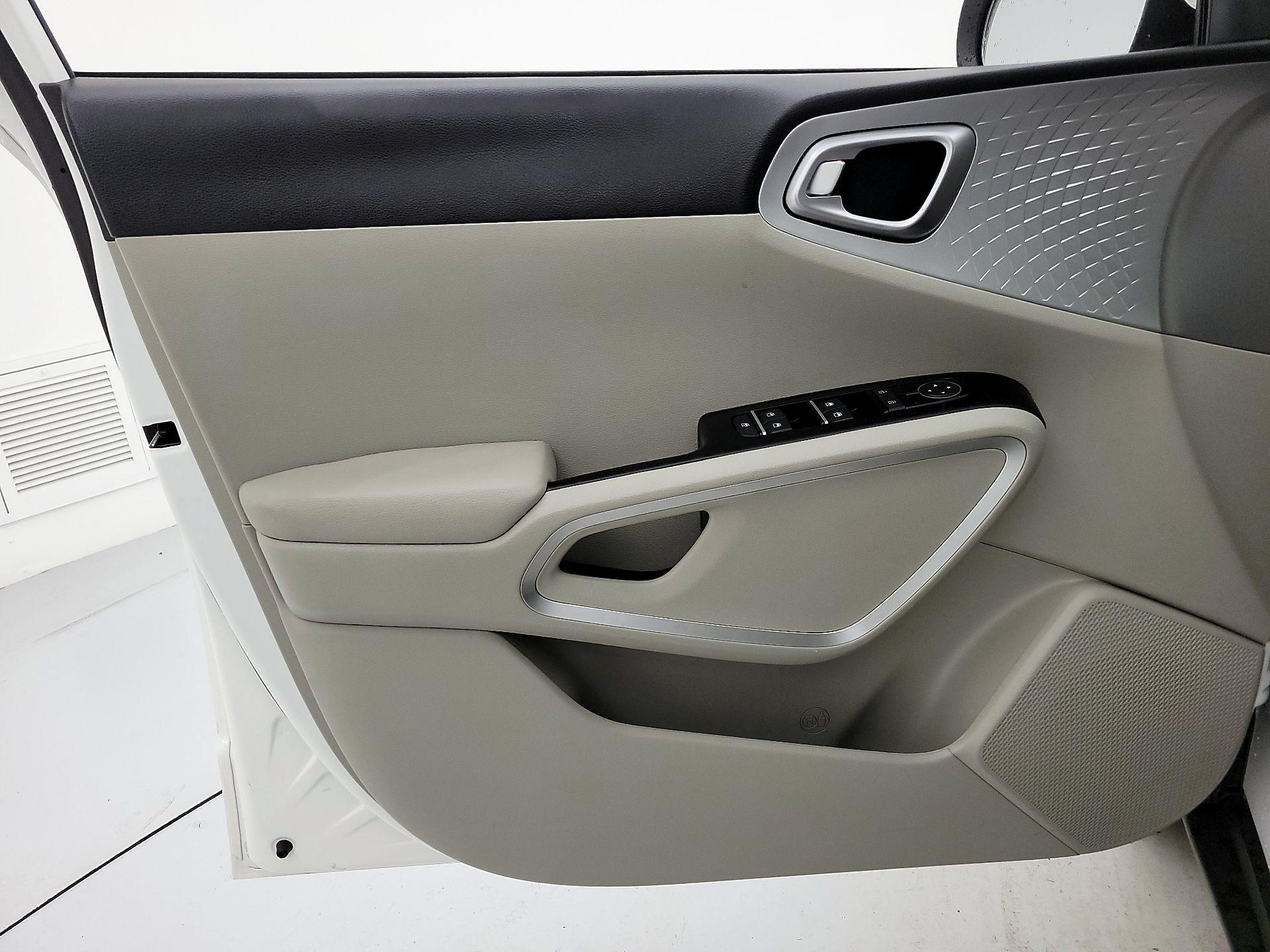 Thumbnail: 2025 Kia Soul - 12