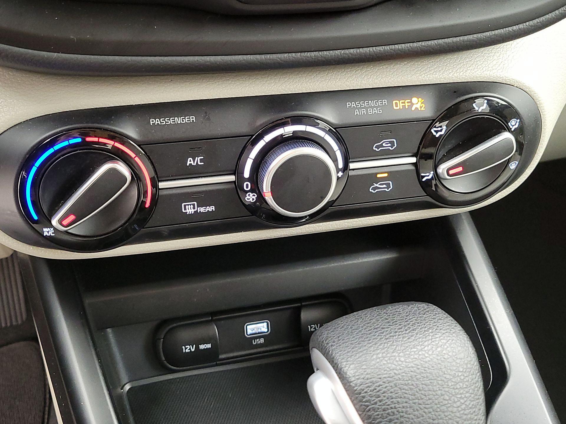 Thumbnail: 2025 Kia Soul - 16