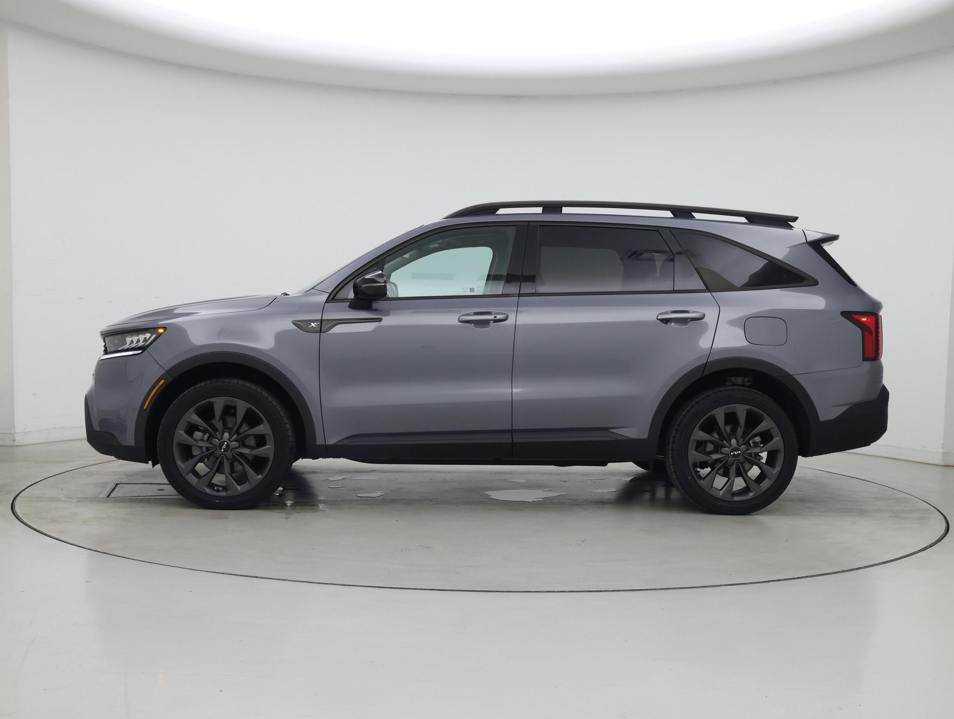Thumbnail: 2023 Kia Sorento - 3