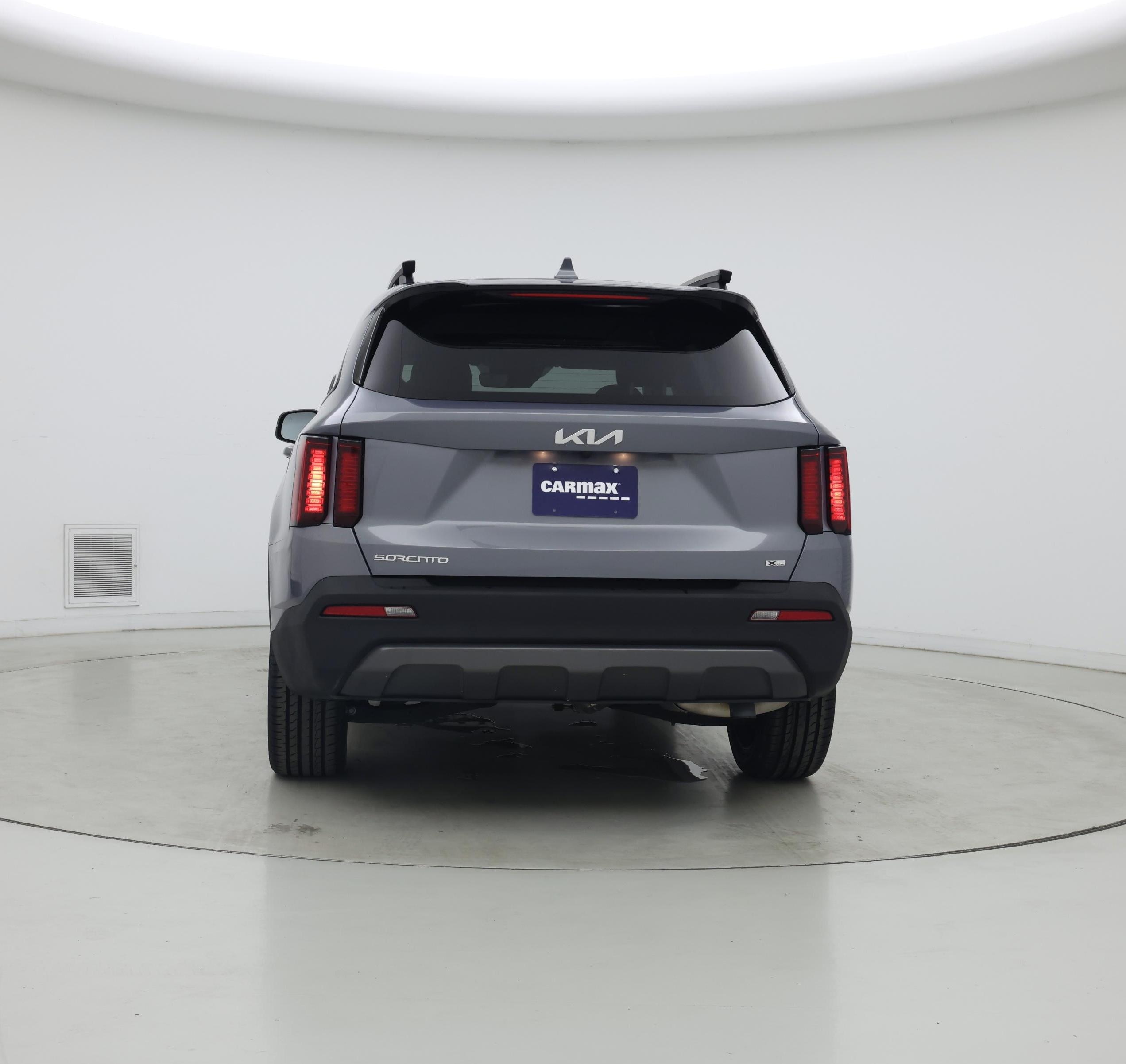 Thumbnail: 2023 Kia Sorento - 6