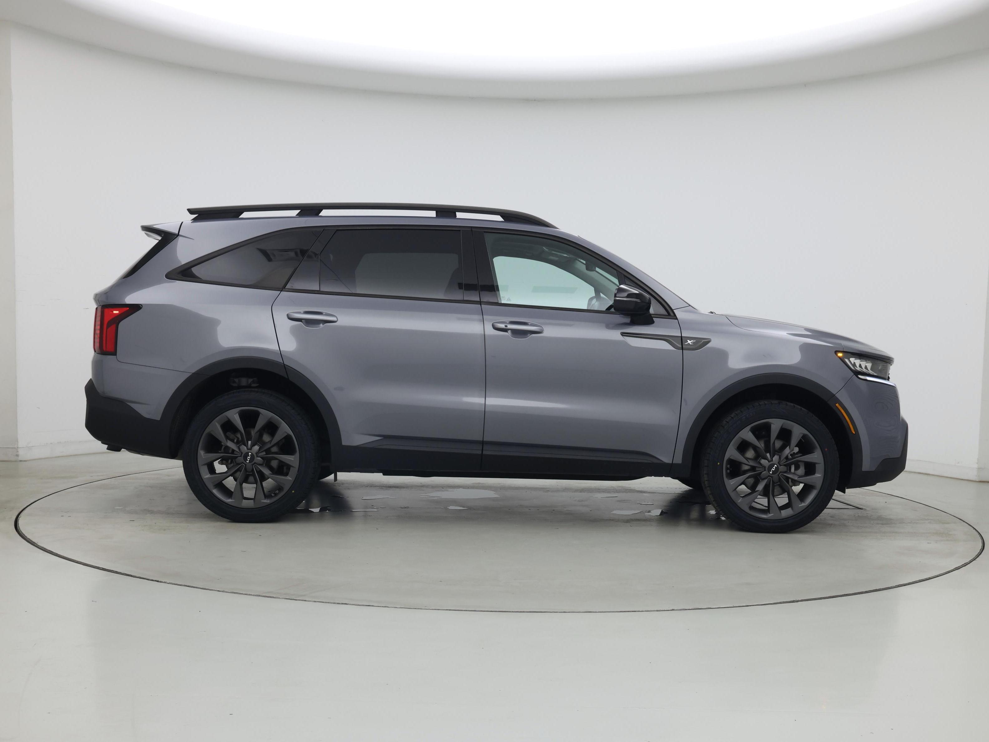 Thumbnail: 2023 Kia Sorento - 7