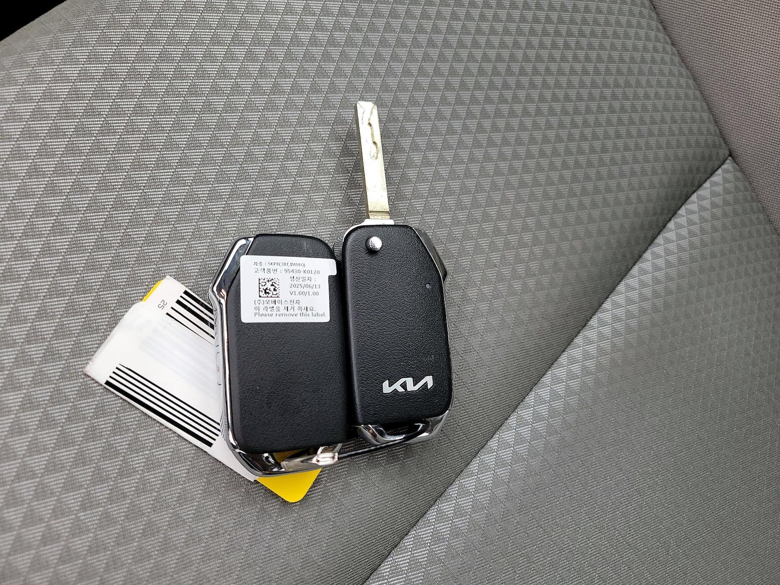 2025 Kia Soul LX - Photo 19