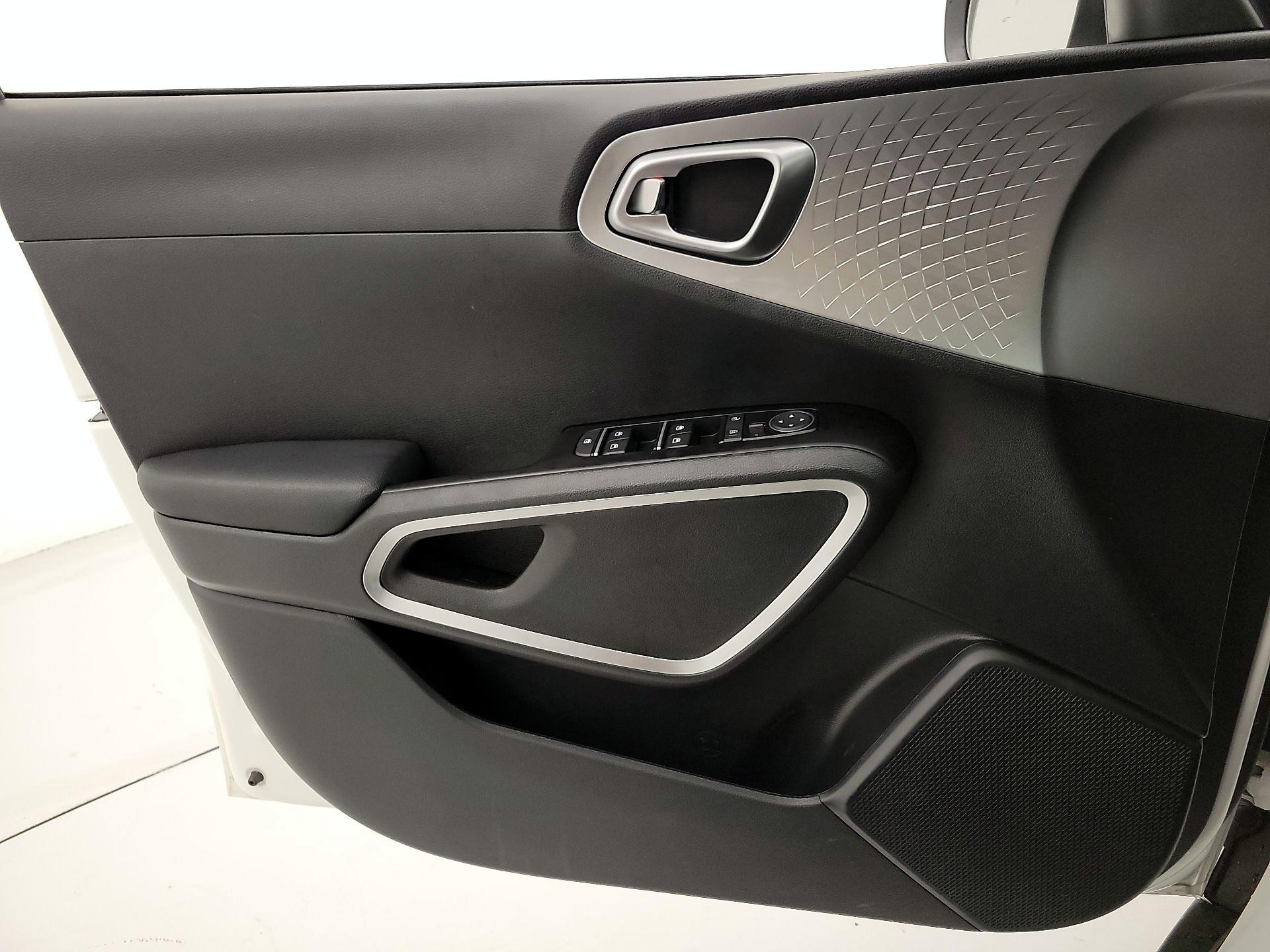 Thumbnail: 2025 Kia Soul - 12