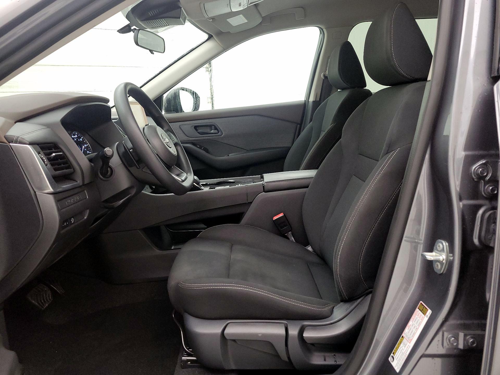 Thumbnail: 2023 Nissan Rogue - 11