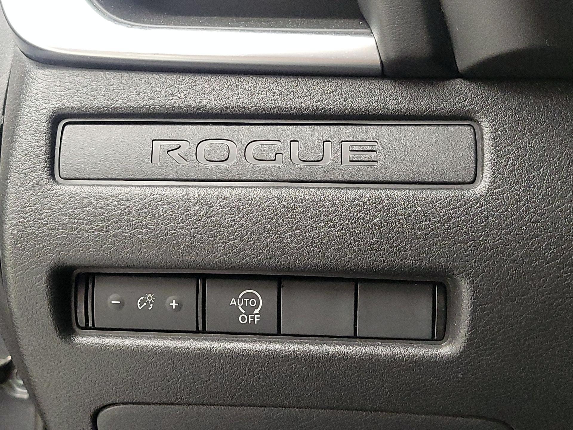 Thumbnail: 2023 Nissan Rogue - 13