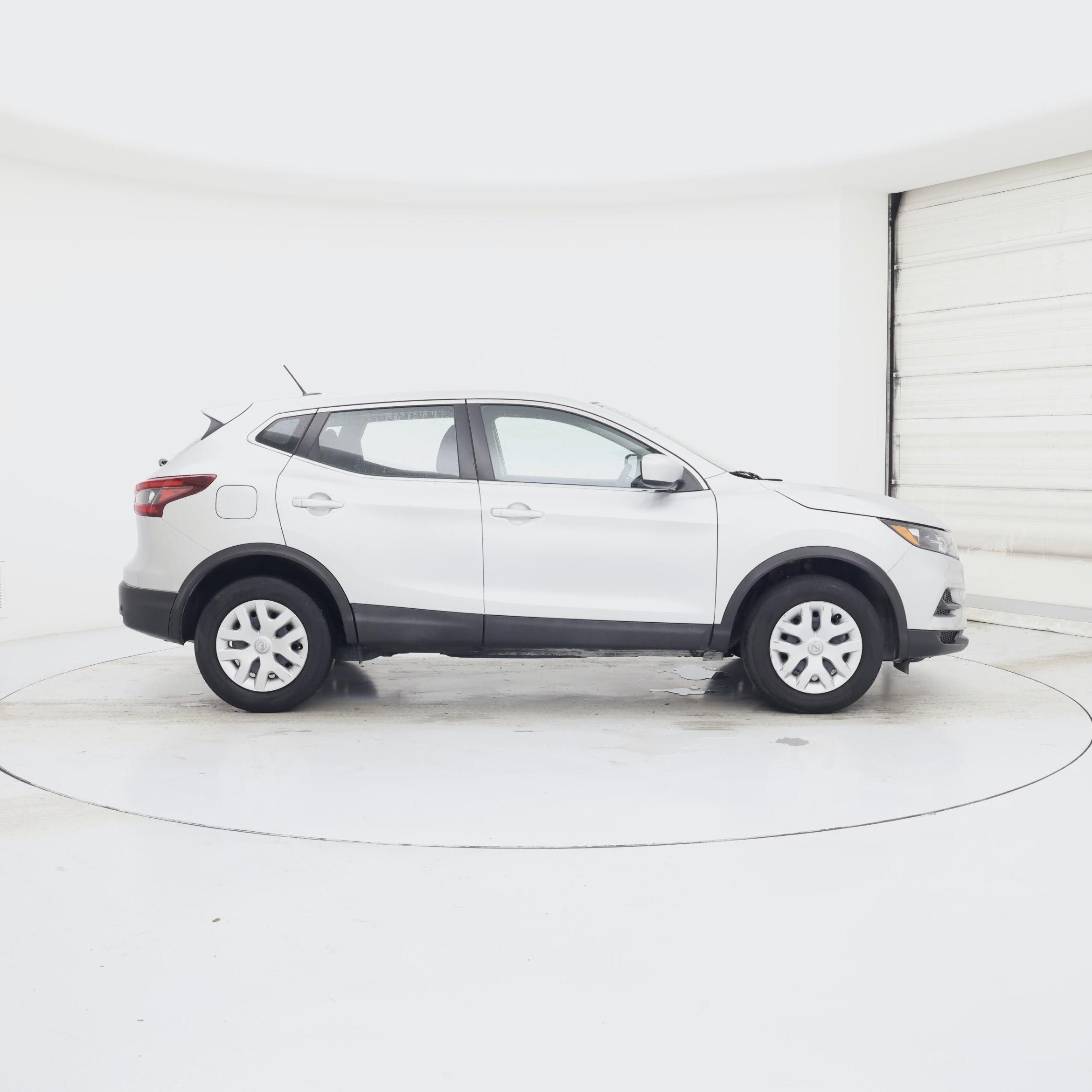 Thumbnail: 2020 Nissan Rogue Sport - 7