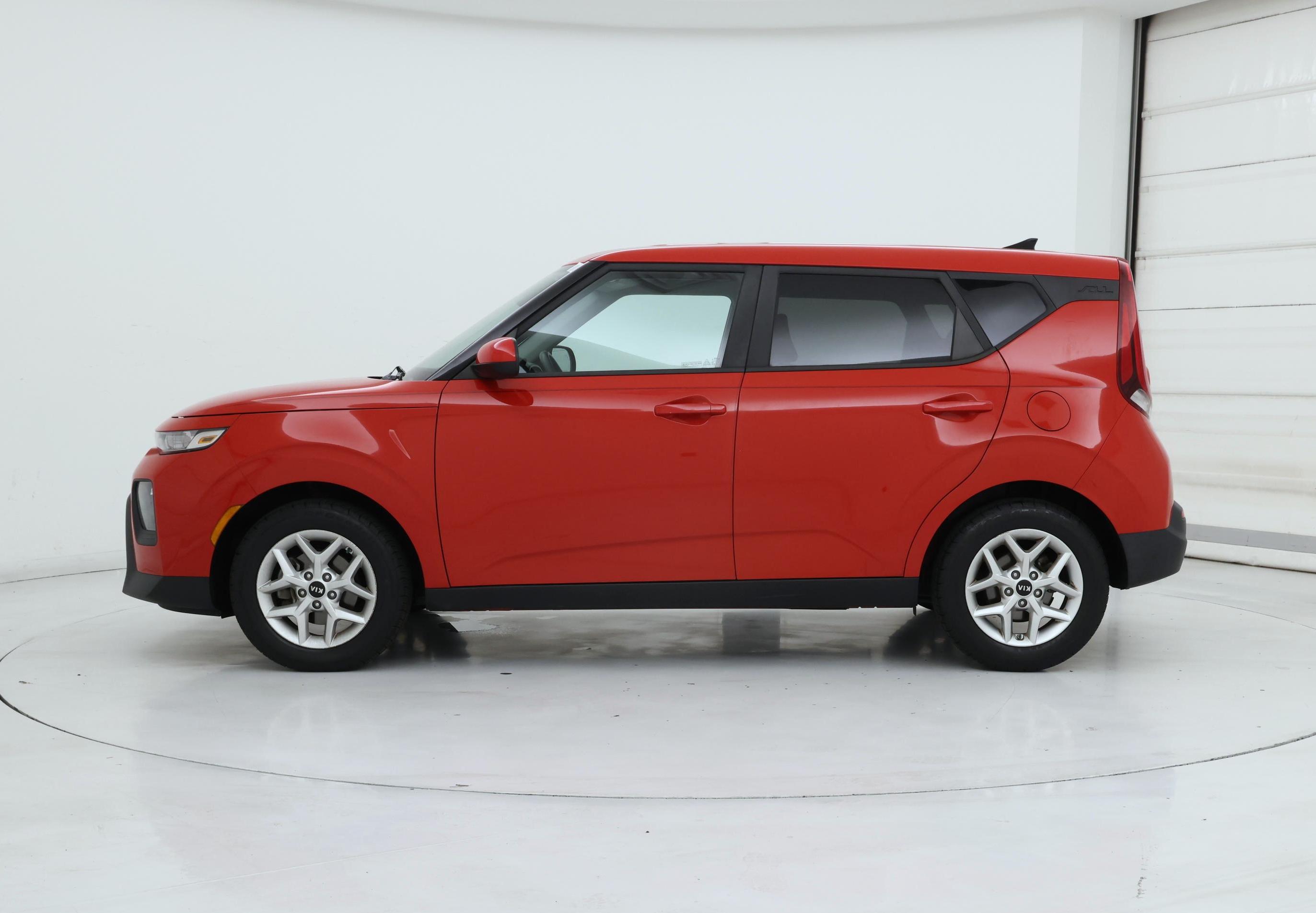 Thumbnail: 2021 Kia Soul - 3