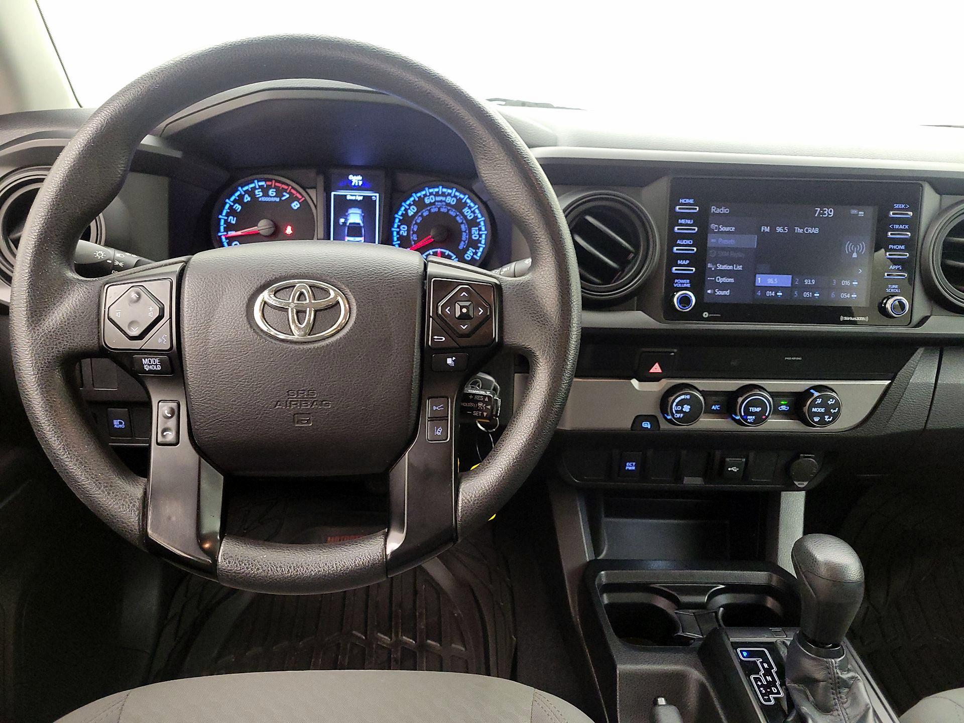 Thumbnail: 2021 Toyota Tacoma - 10