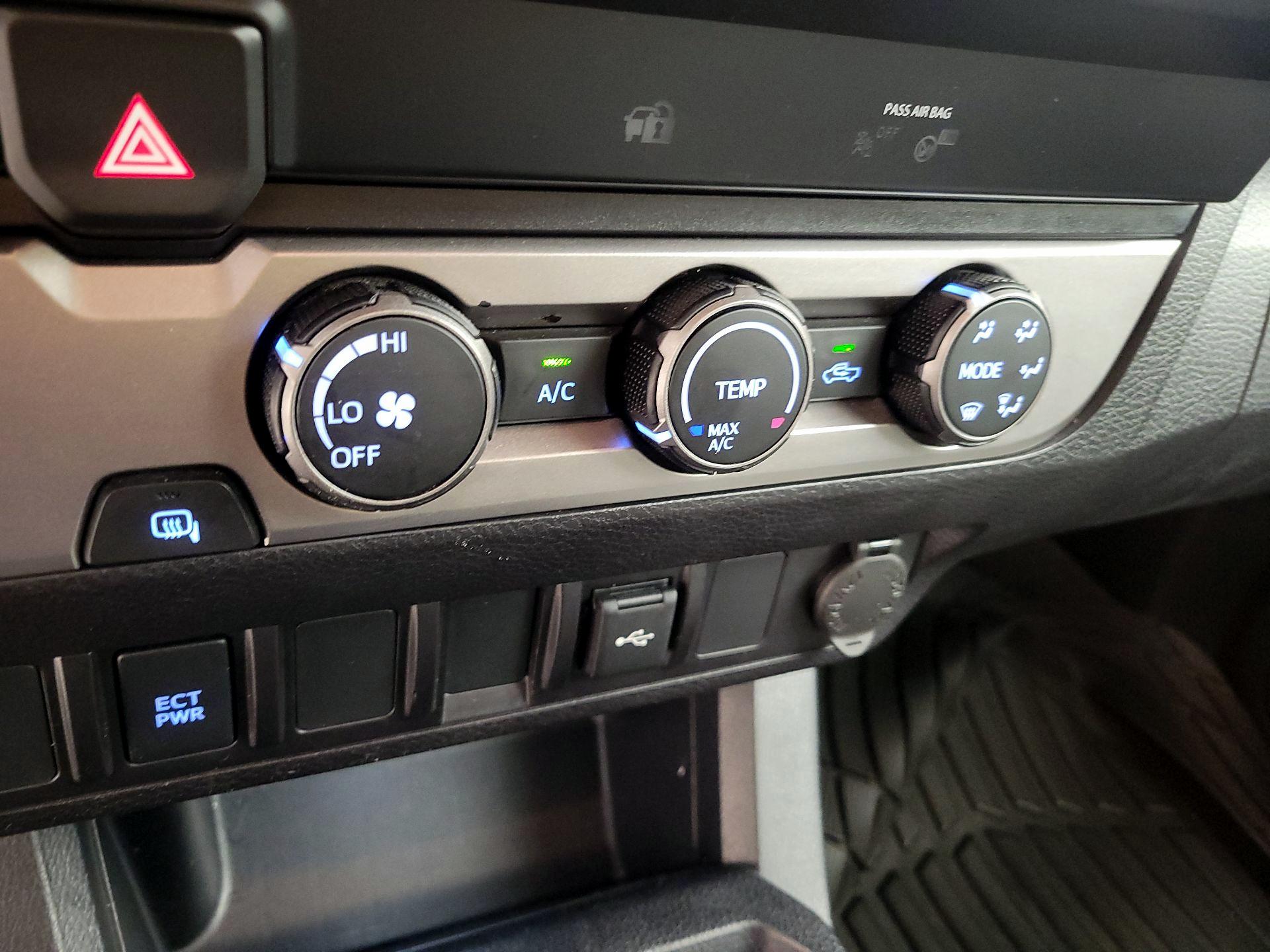 Thumbnail: 2021 Toyota Tacoma - 14