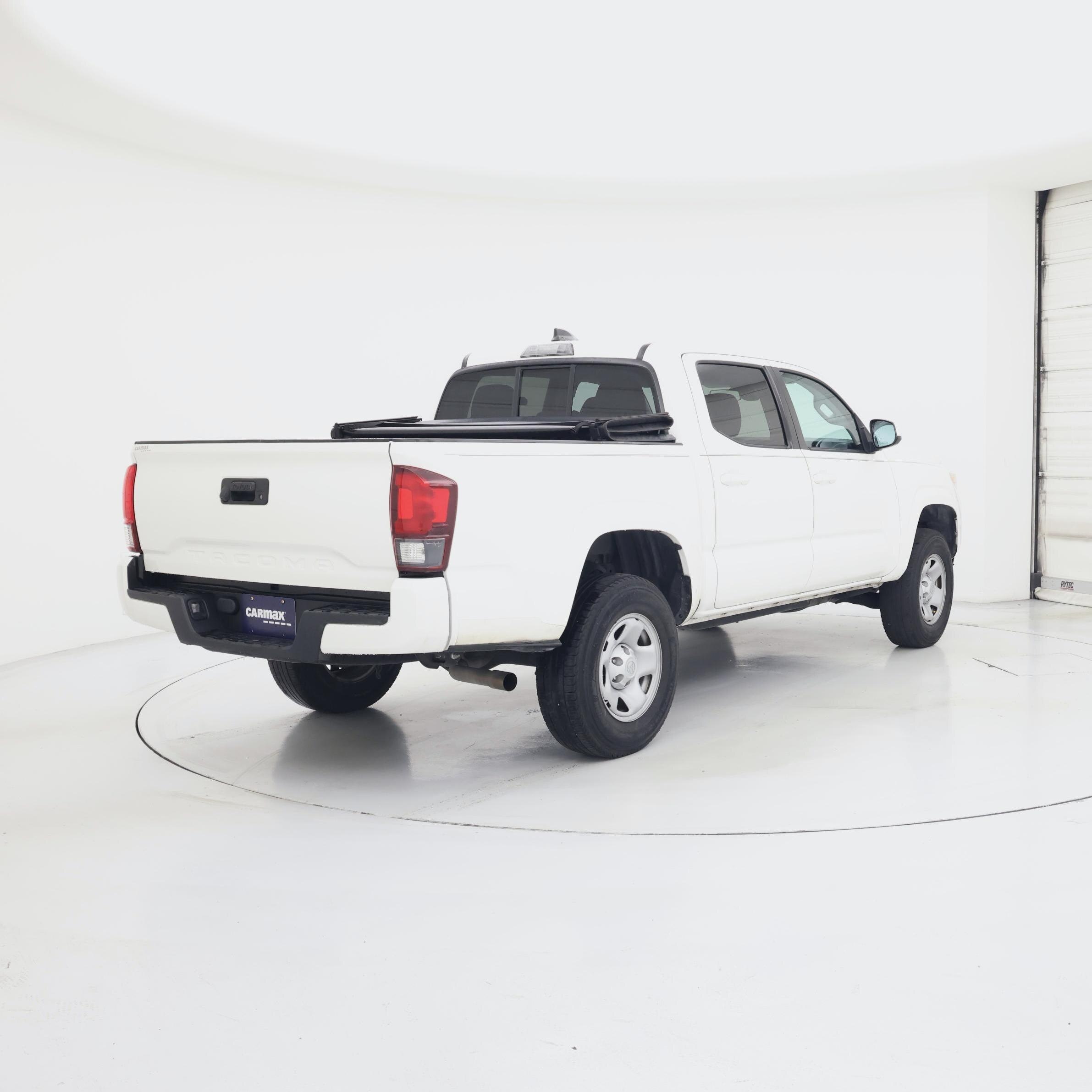 Thumbnail: 2021 Toyota Tacoma - 8
