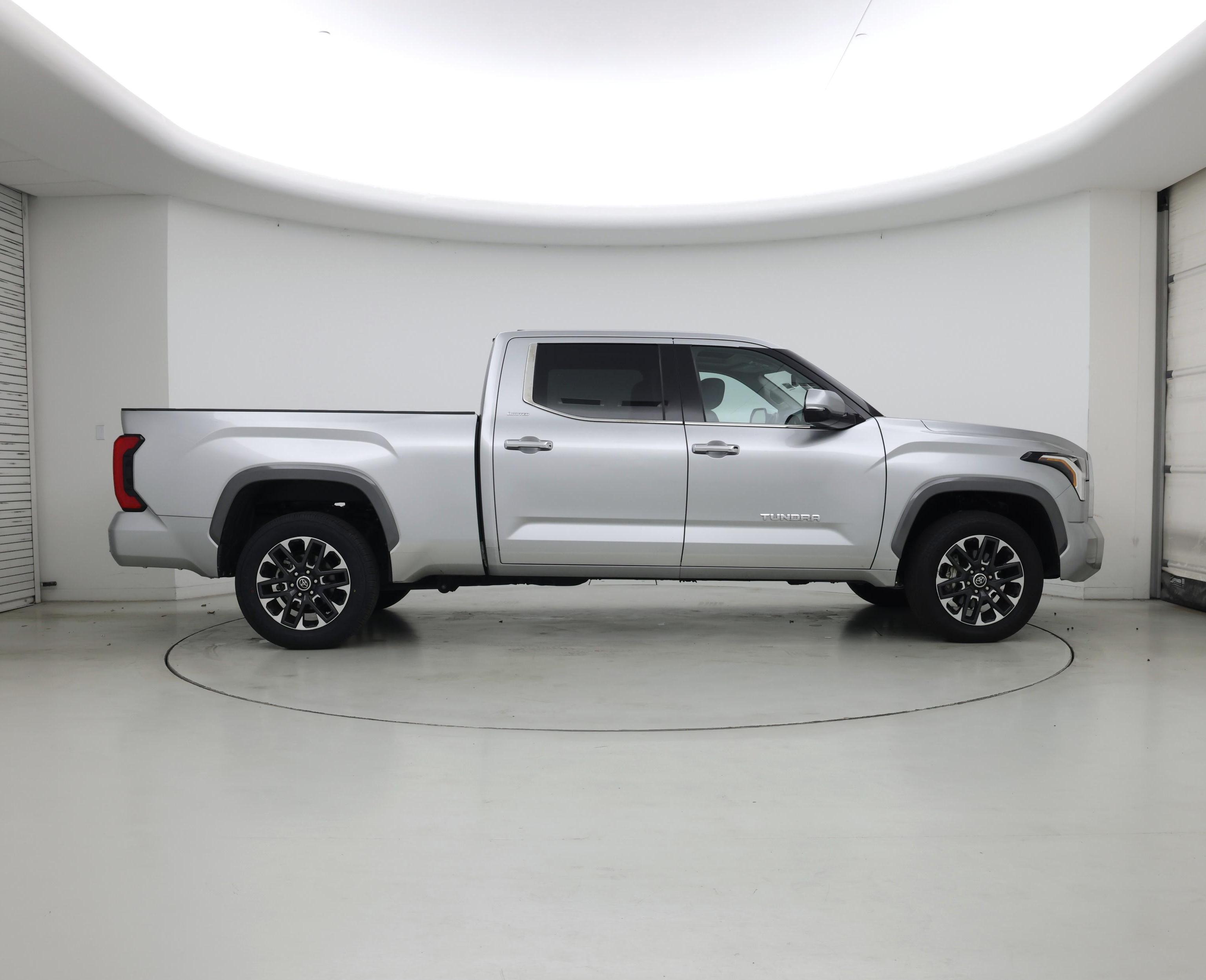 Thumbnail: 2023 Toyota Tundra - 7