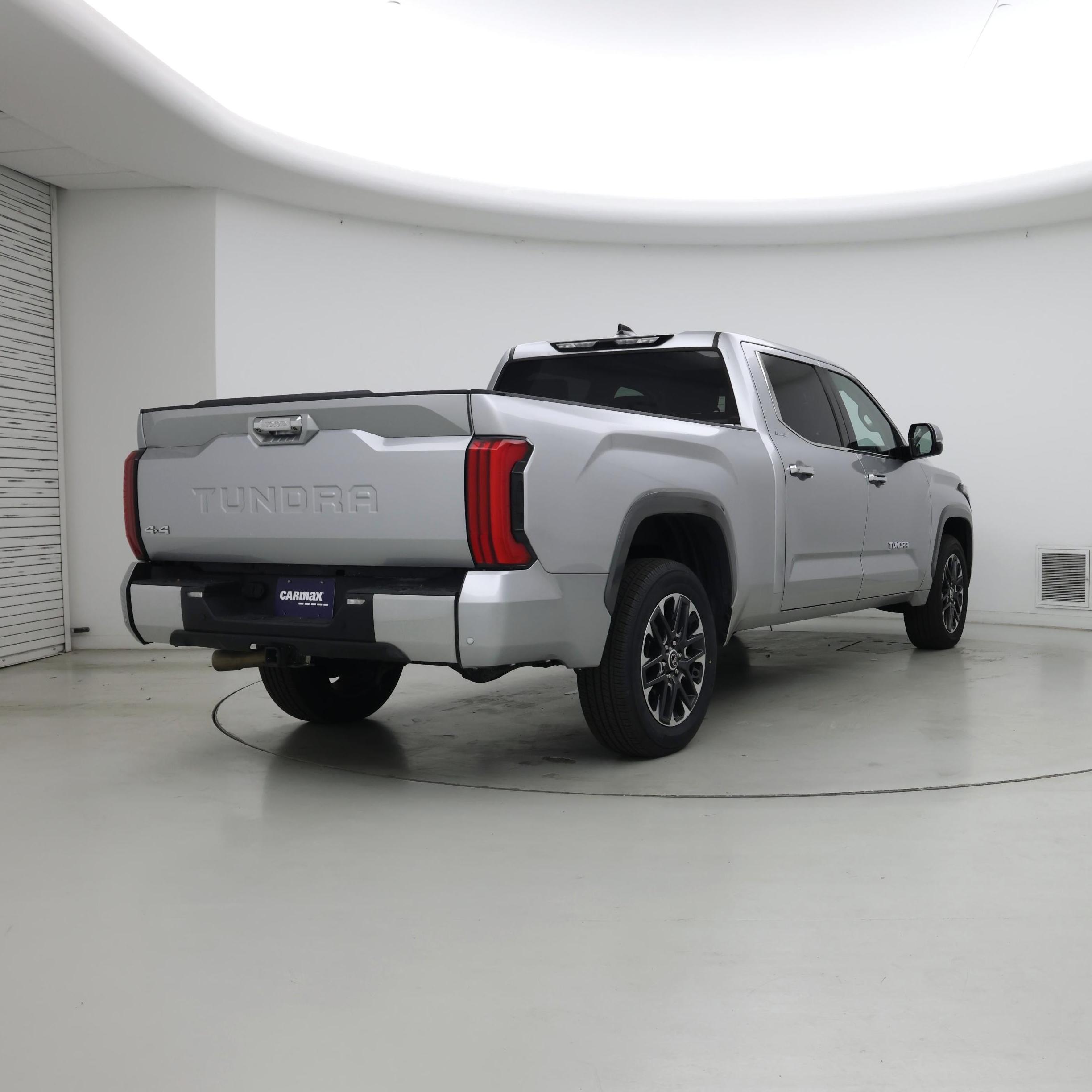 Thumbnail: 2023 Toyota Tundra - 8