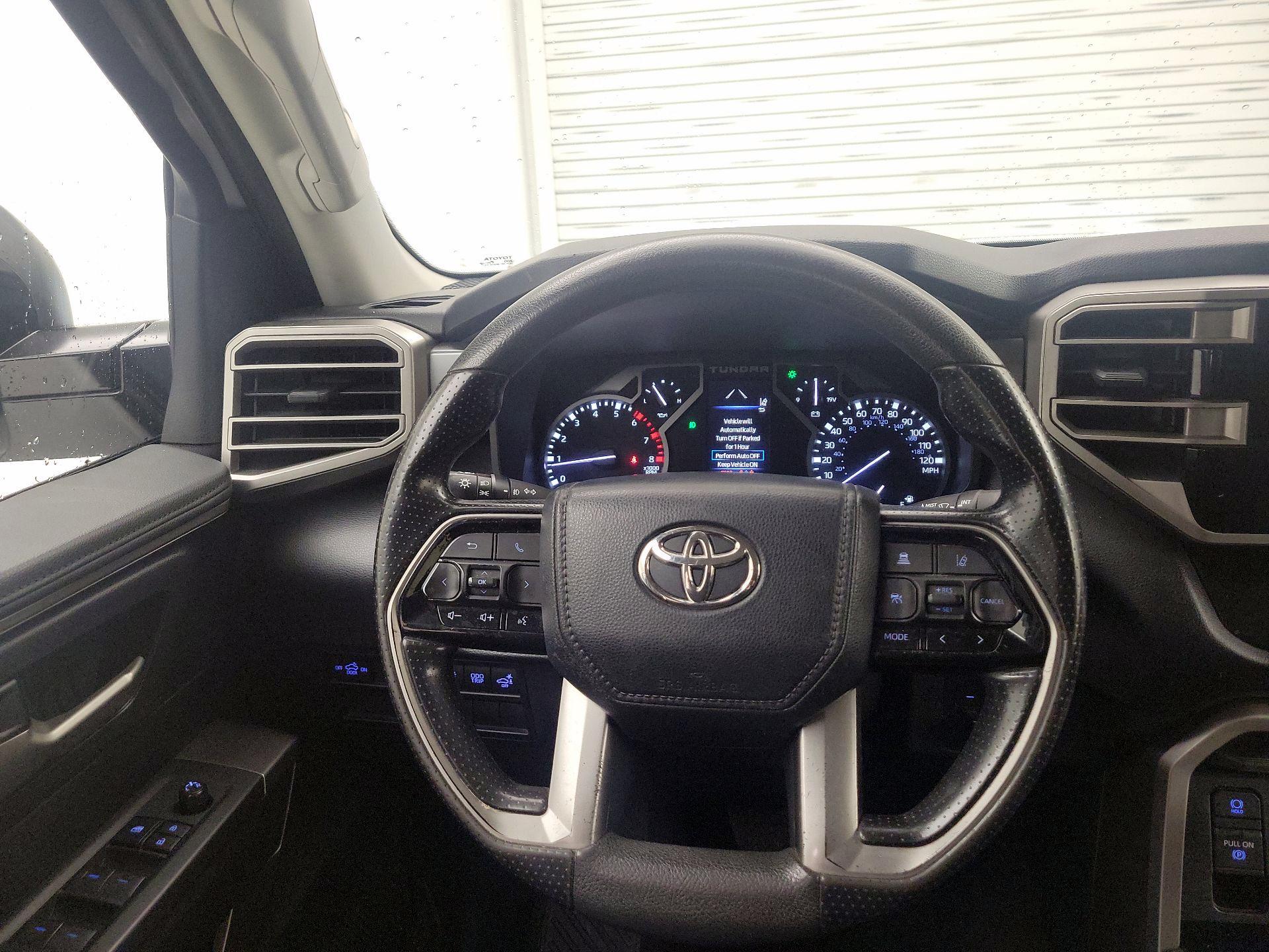 Thumbnail: 2022 Toyota Tundra - 10