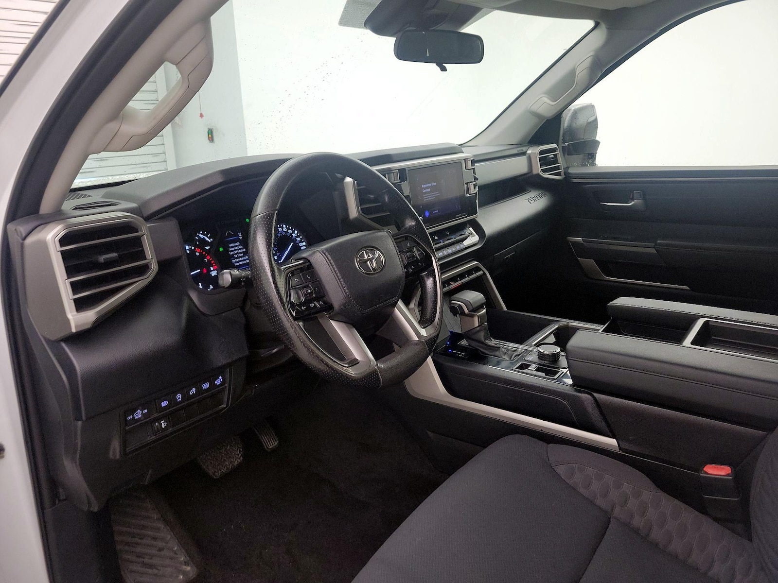2022 Toyota Tundra SR5 - Photo 12