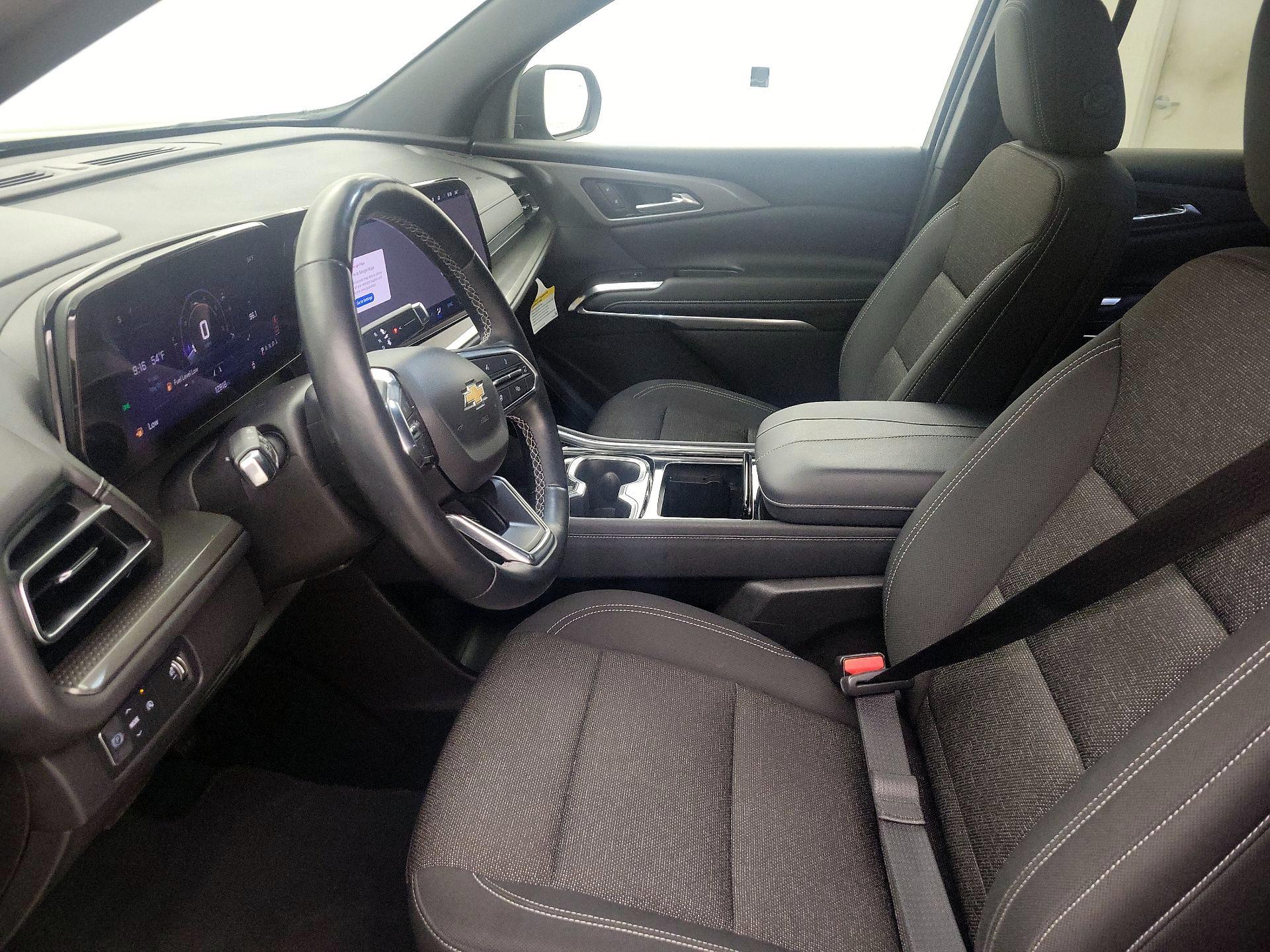 Thumbnail: 2024 Chevrolet Traverse - 11