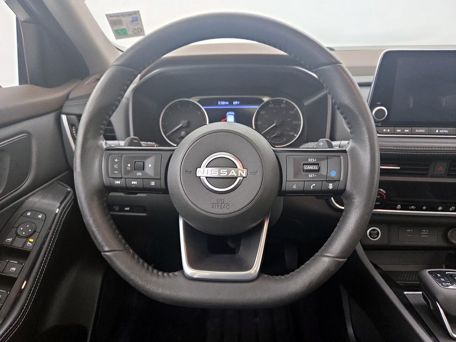 Thumbnail: 2023 Nissan Rogue - 10