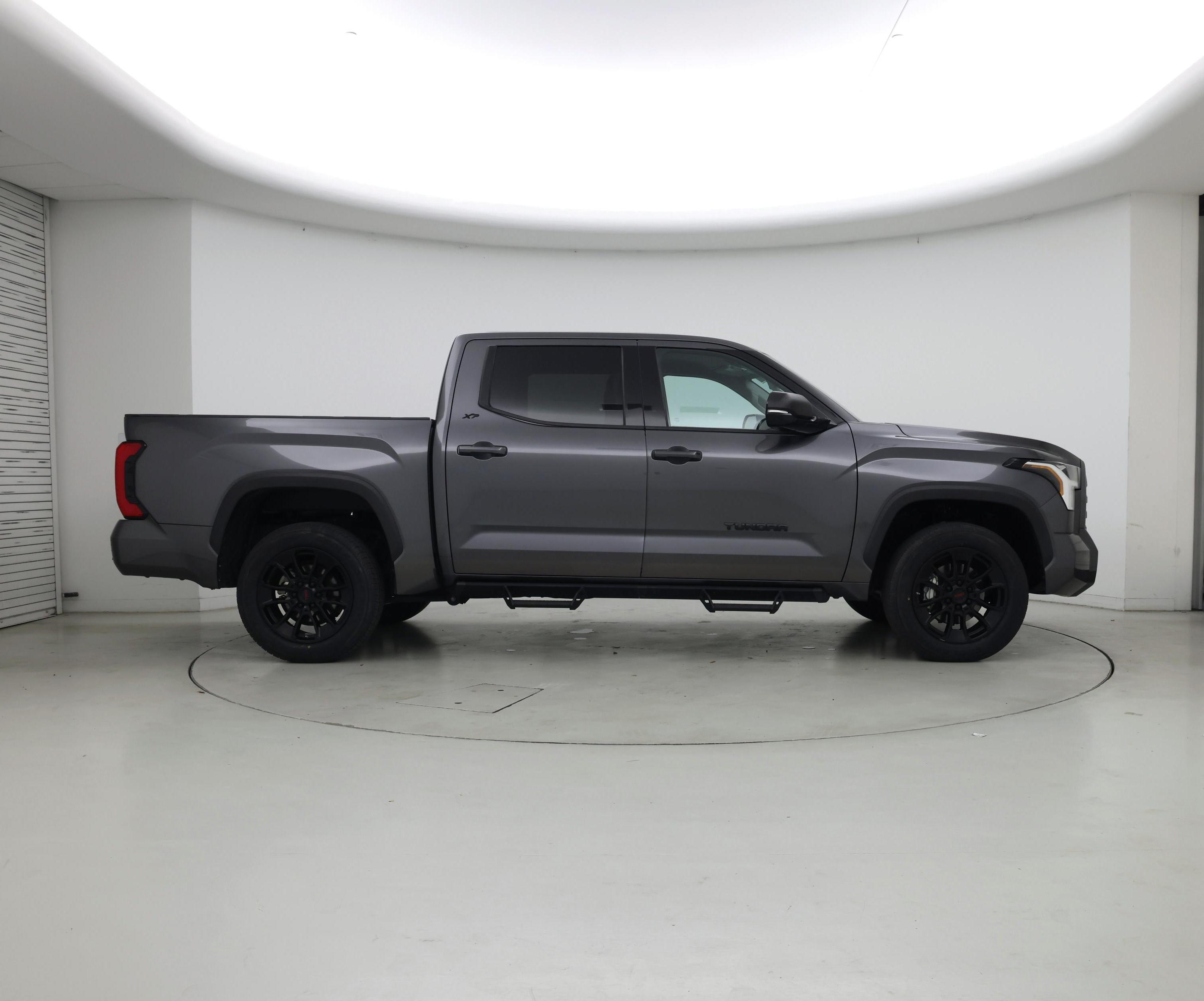Thumbnail: 2023 Toyota Tundra - 7