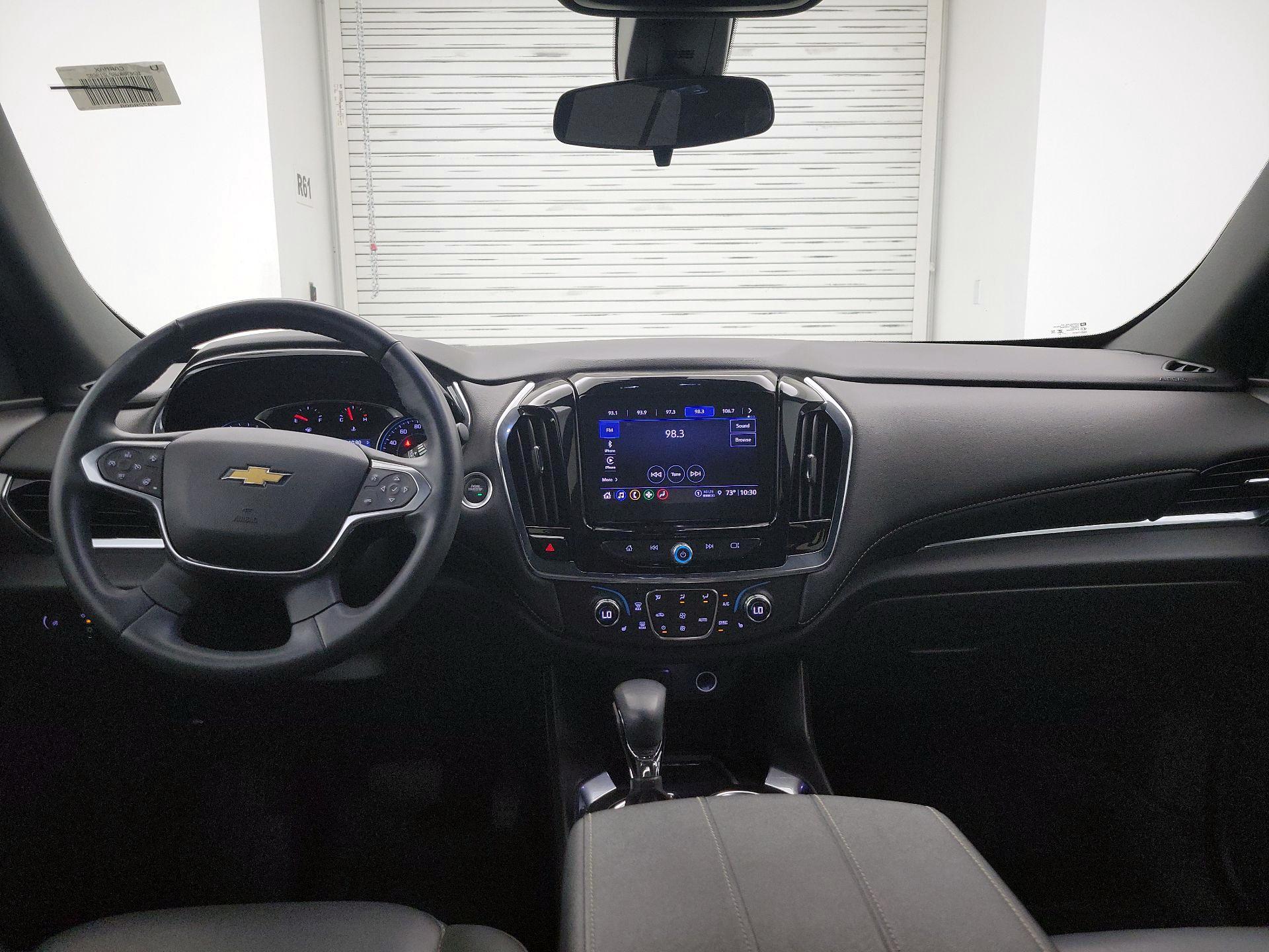Thumbnail: 2023 Chevrolet Traverse - 9