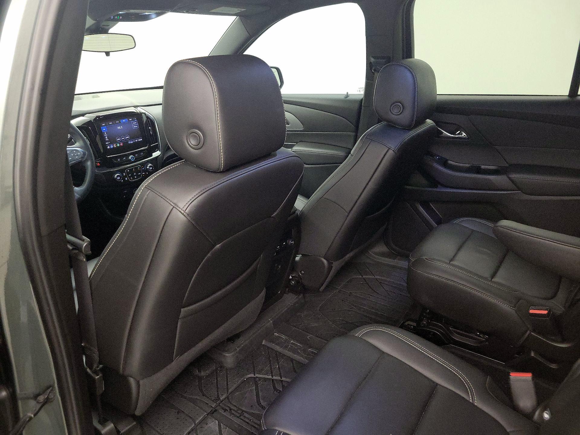 Thumbnail: 2023 Chevrolet Traverse - 19