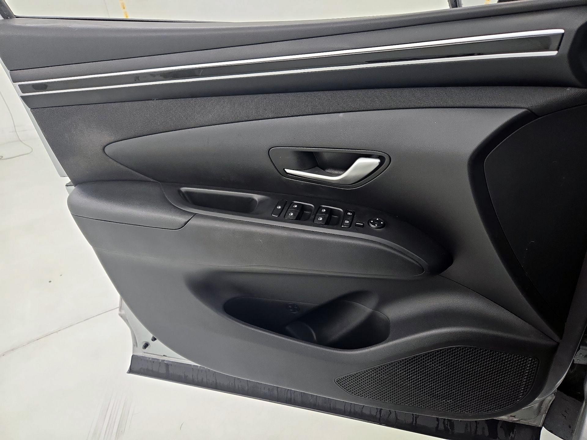 Thumbnail: 2023 Hyundai Tucson - 12