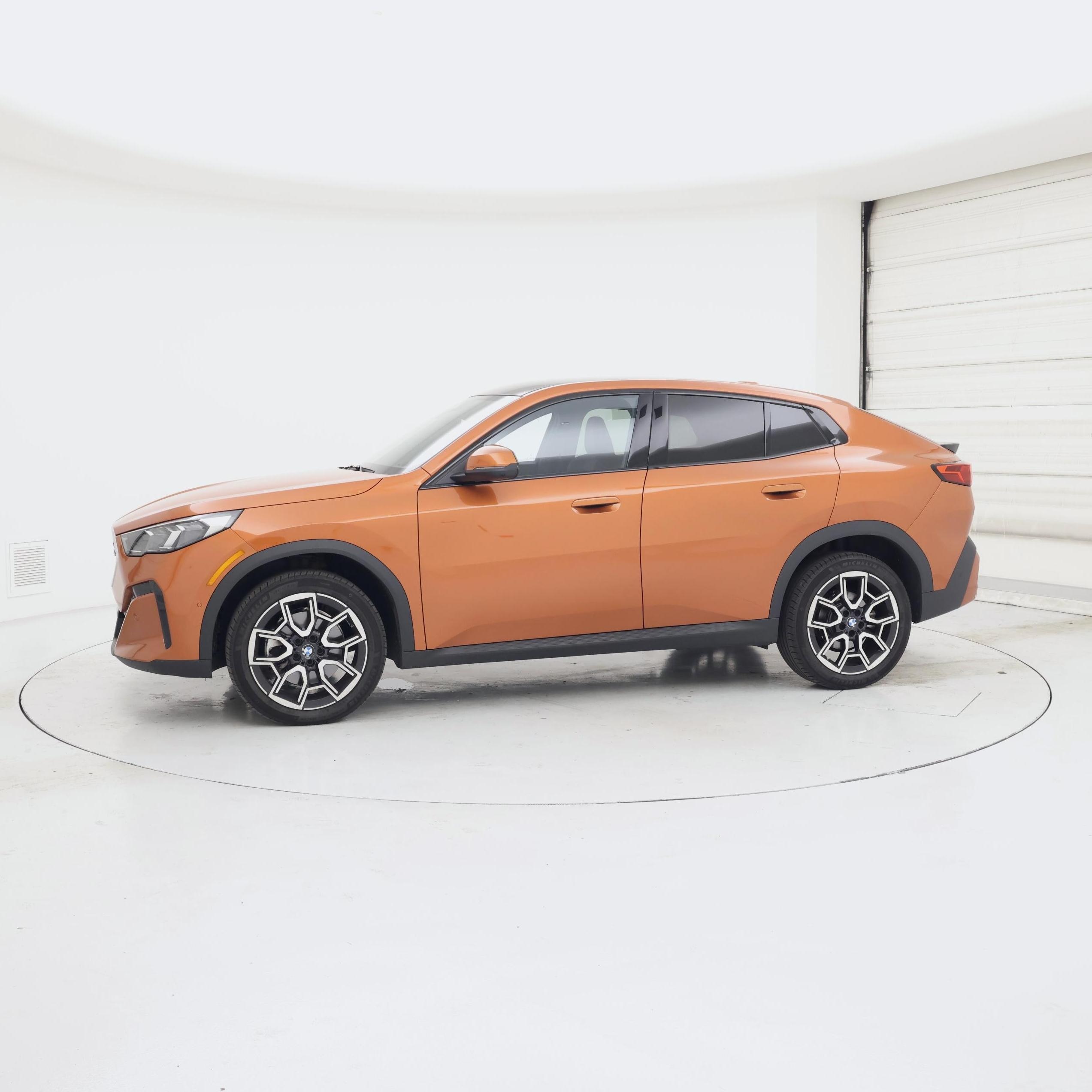 Thumbnail: 2025 BMW X2 - 3