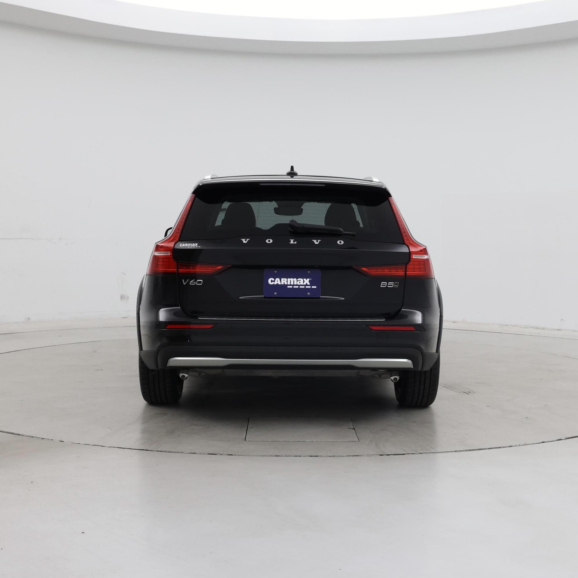 Thumbnail: 2025 Volvo S60 - 6