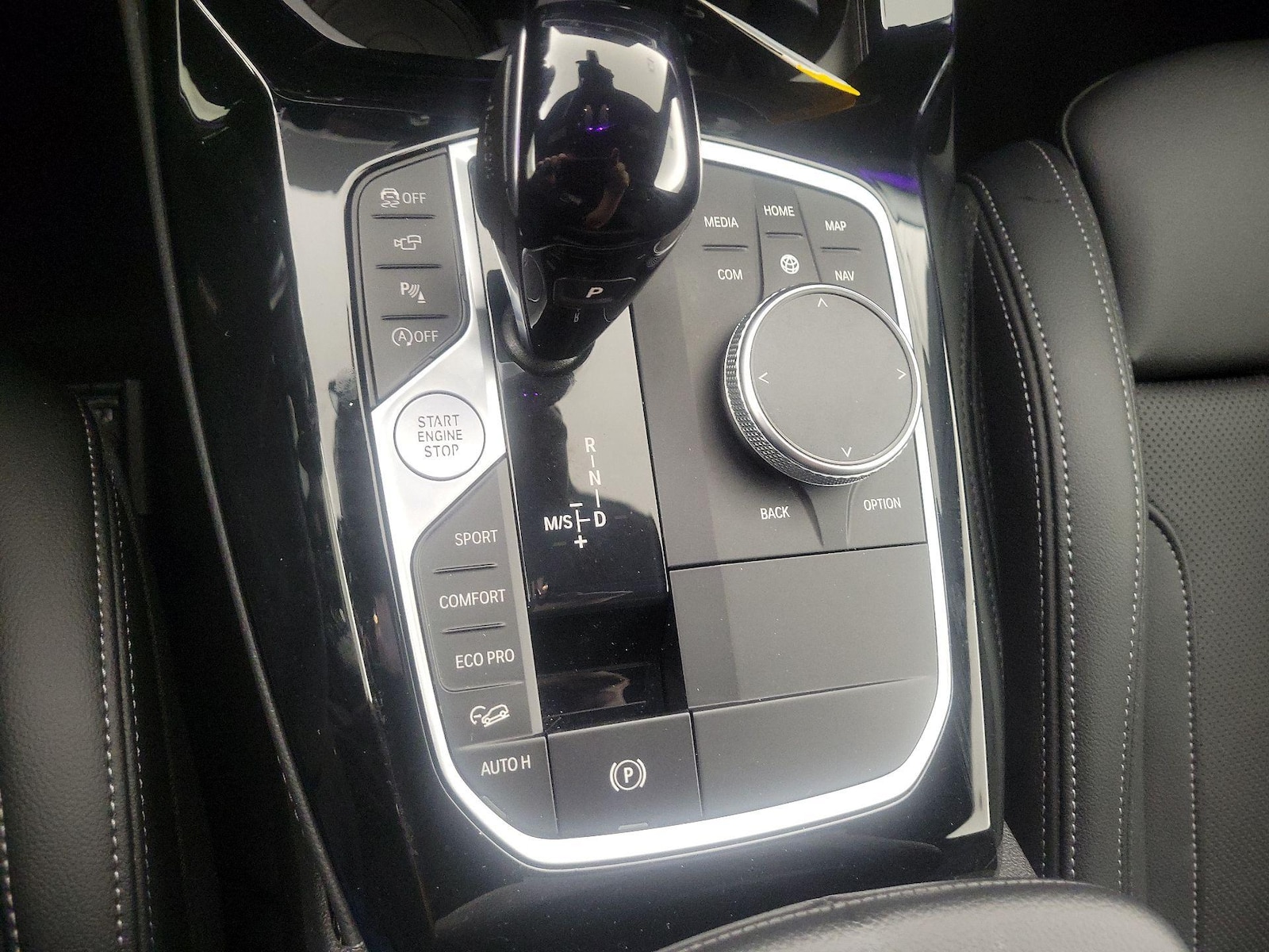 2023 BMW X4 30i - Photo 19