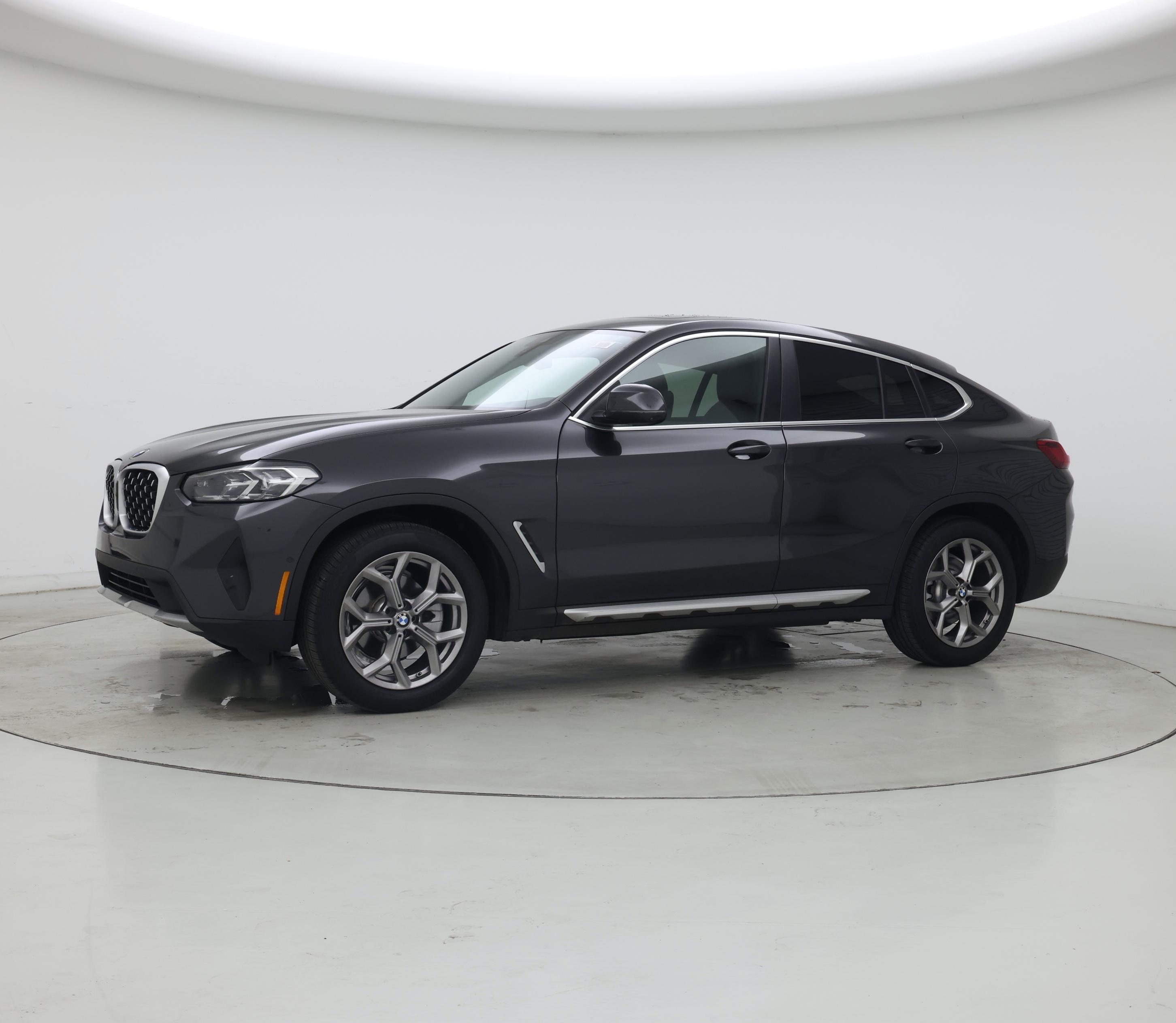 Thumbnail: 2023 BMW X4 - 5