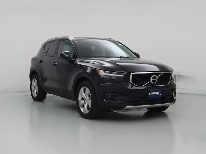 2021 Volvo XC40 T4 Momentum
