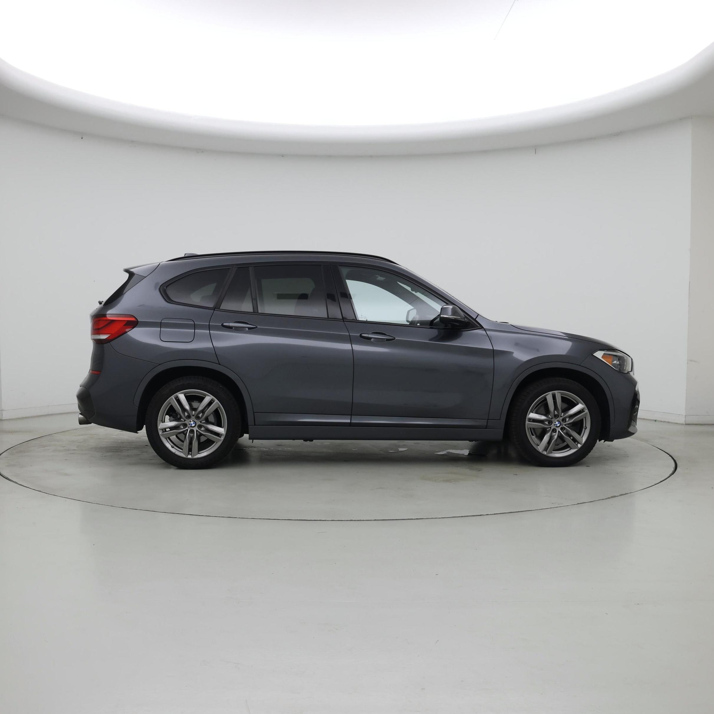 Thumbnail: 2021 BMW X1 - 7