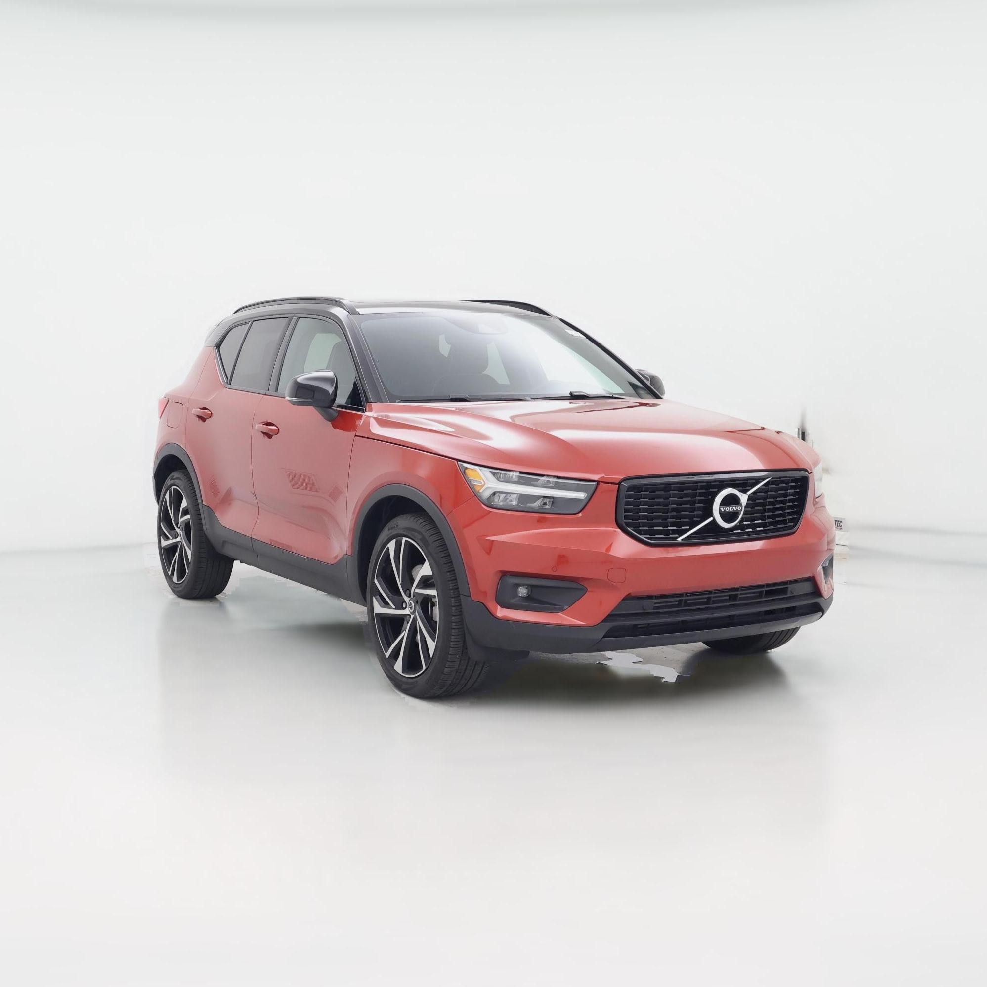 Thumbnail: 2021 Volvo XC40 - 1