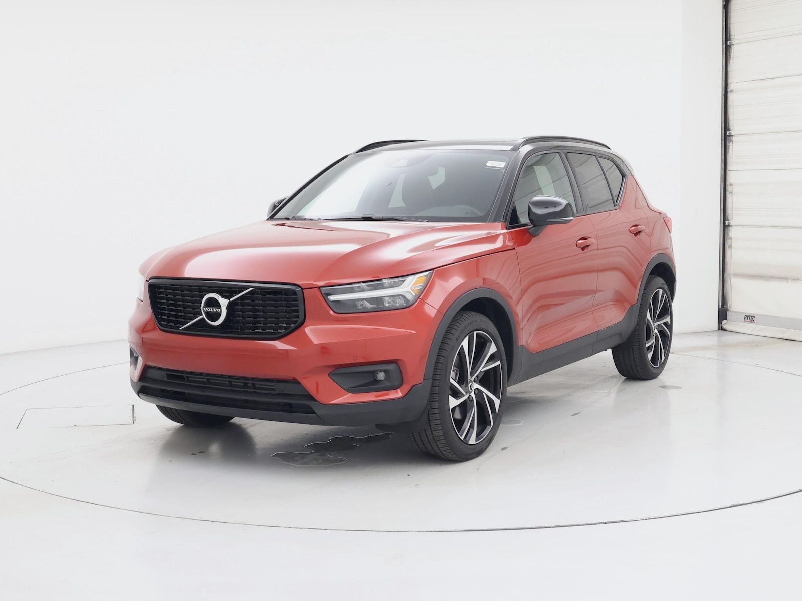 2021 Volvo XC40 R-Design - Photo 5