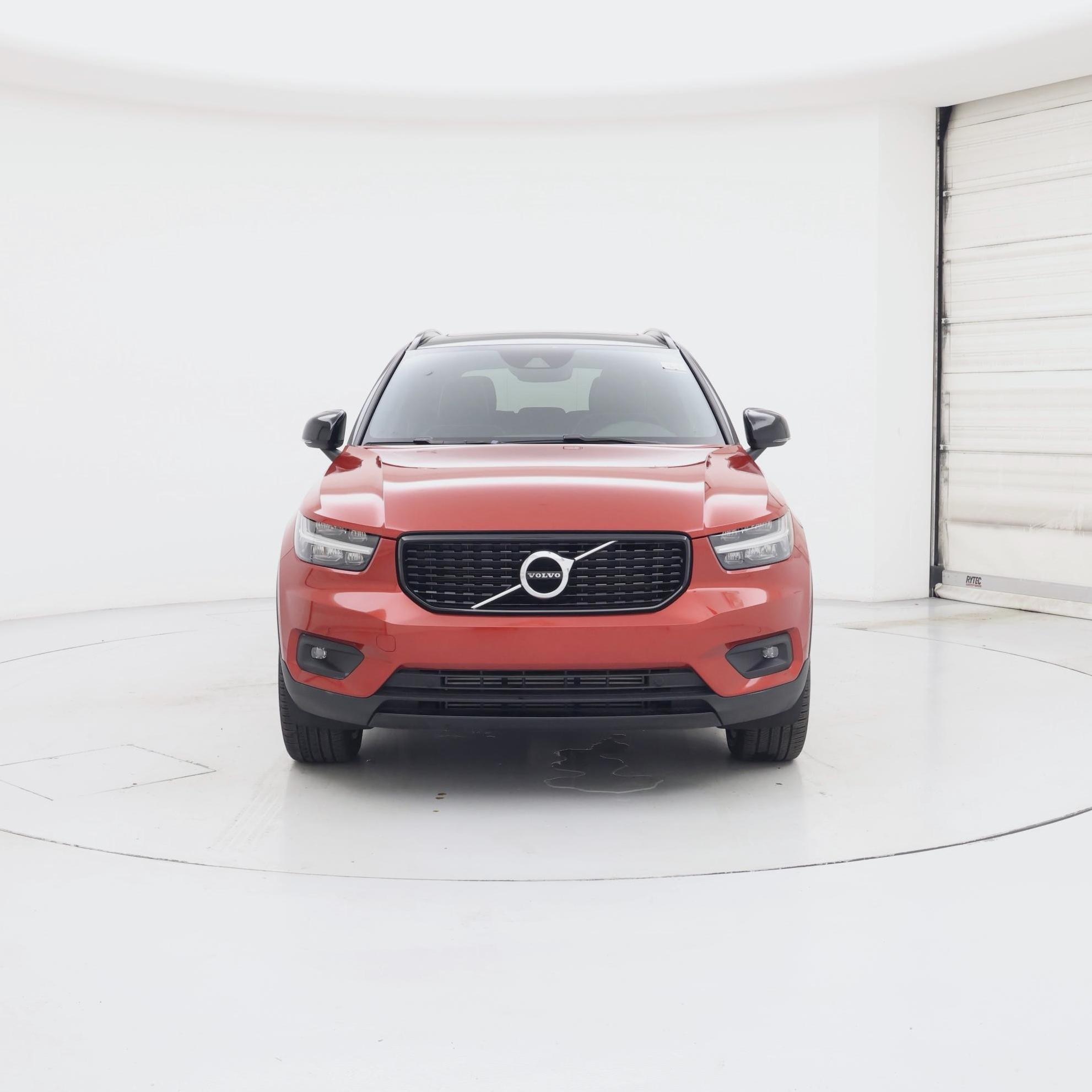 Thumbnail: 2021 Volvo XC40 - 5