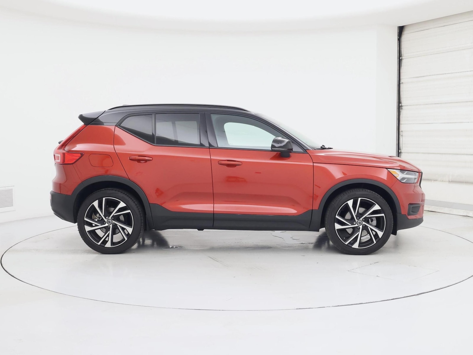 2021 Volvo XC40 R-Design - Photo 8